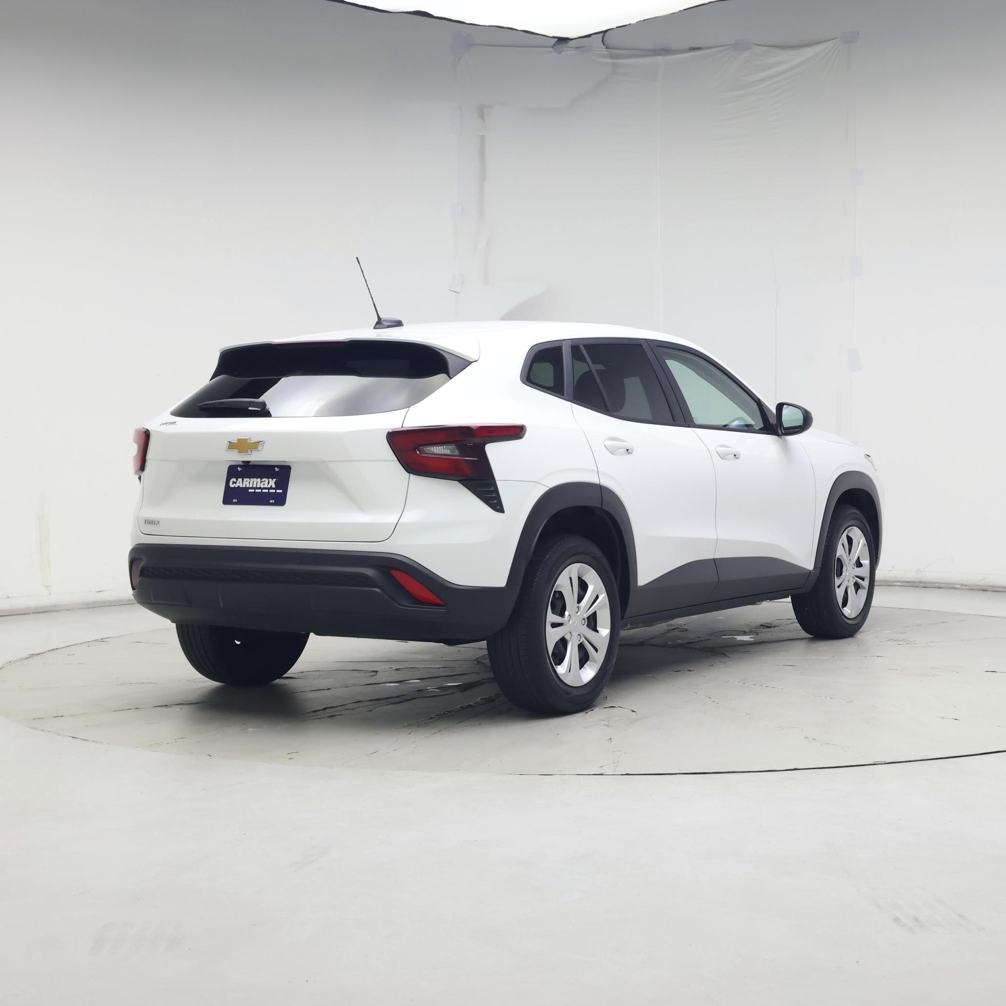 Thumbnail: 2024 Chevrolet Trax - 8