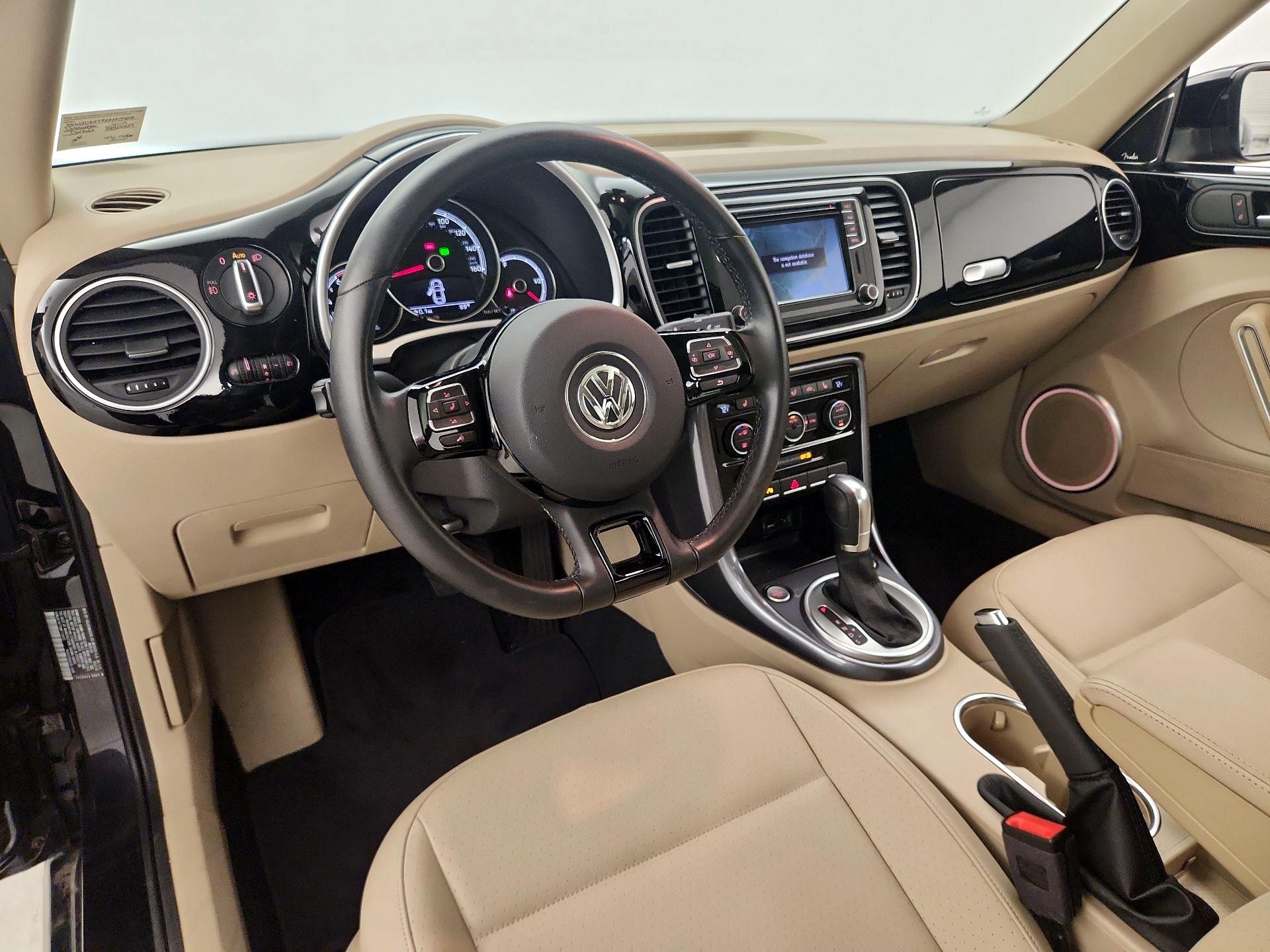 Thumbnail: 2019 Volkswagen Beetle - 10