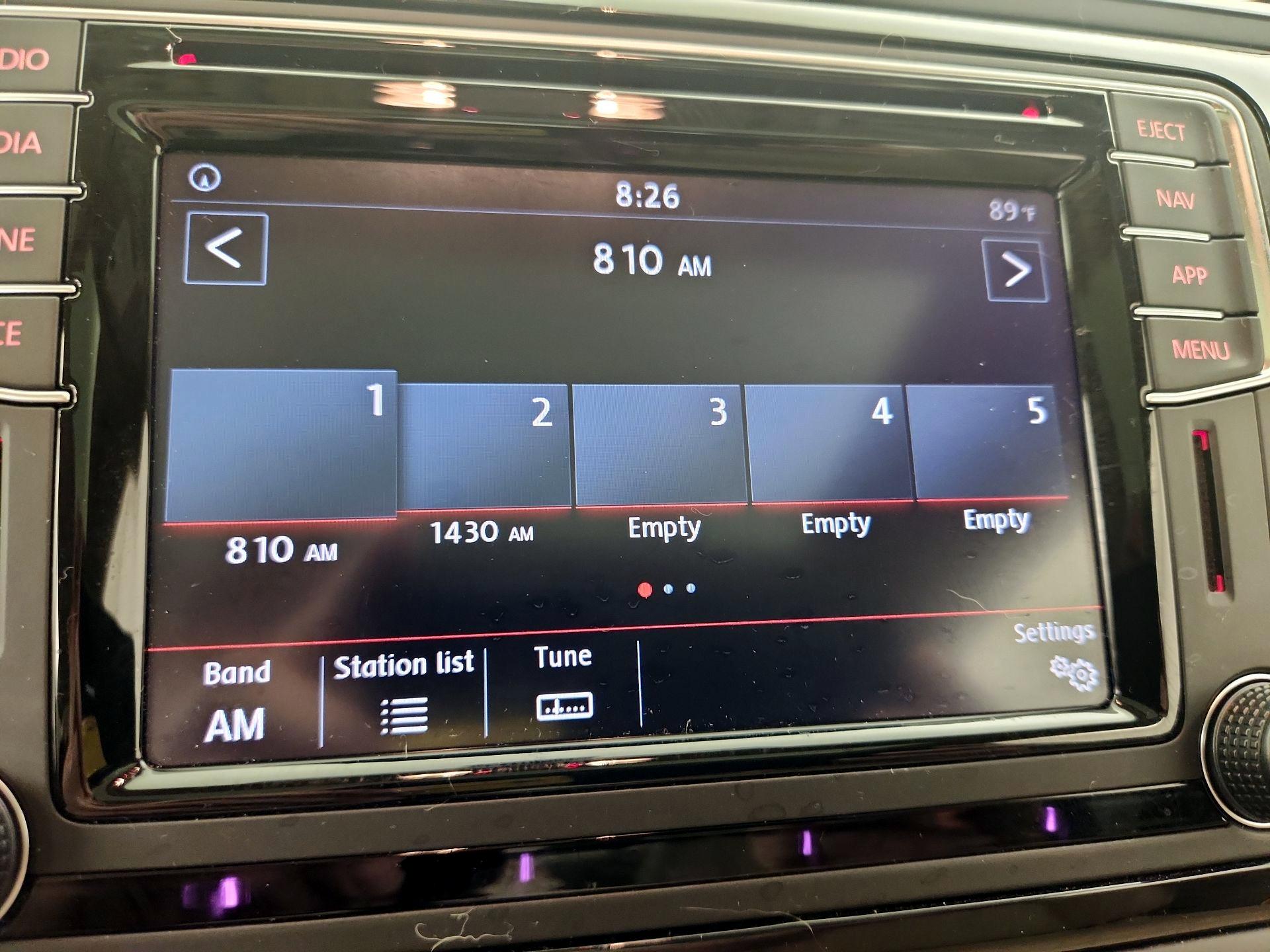 Thumbnail: 2019 Volkswagen Beetle - 16