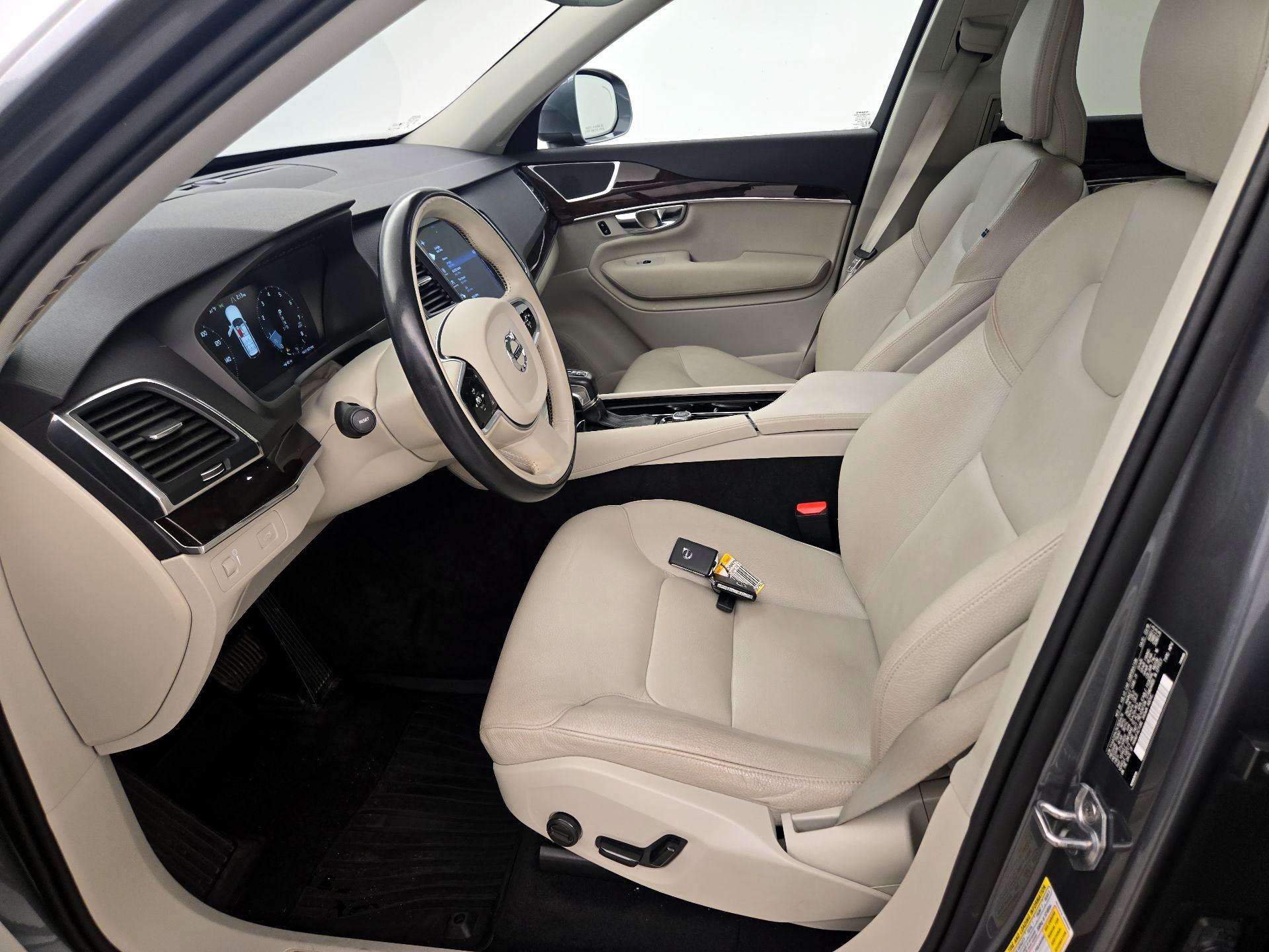 Thumbnail: 2019 Volvo XC90 - 11
