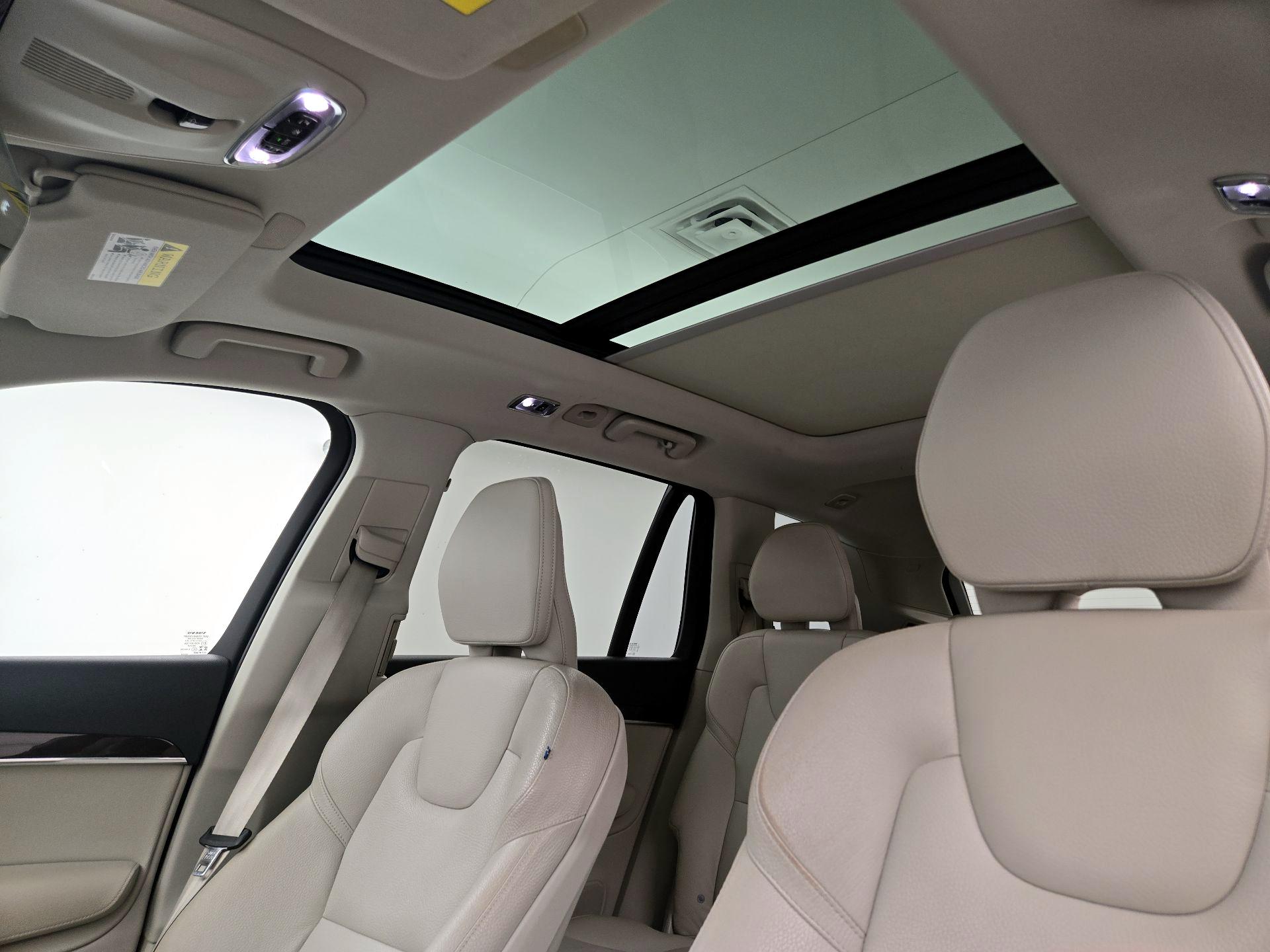 Thumbnail: 2019 Volvo XC90 - 20