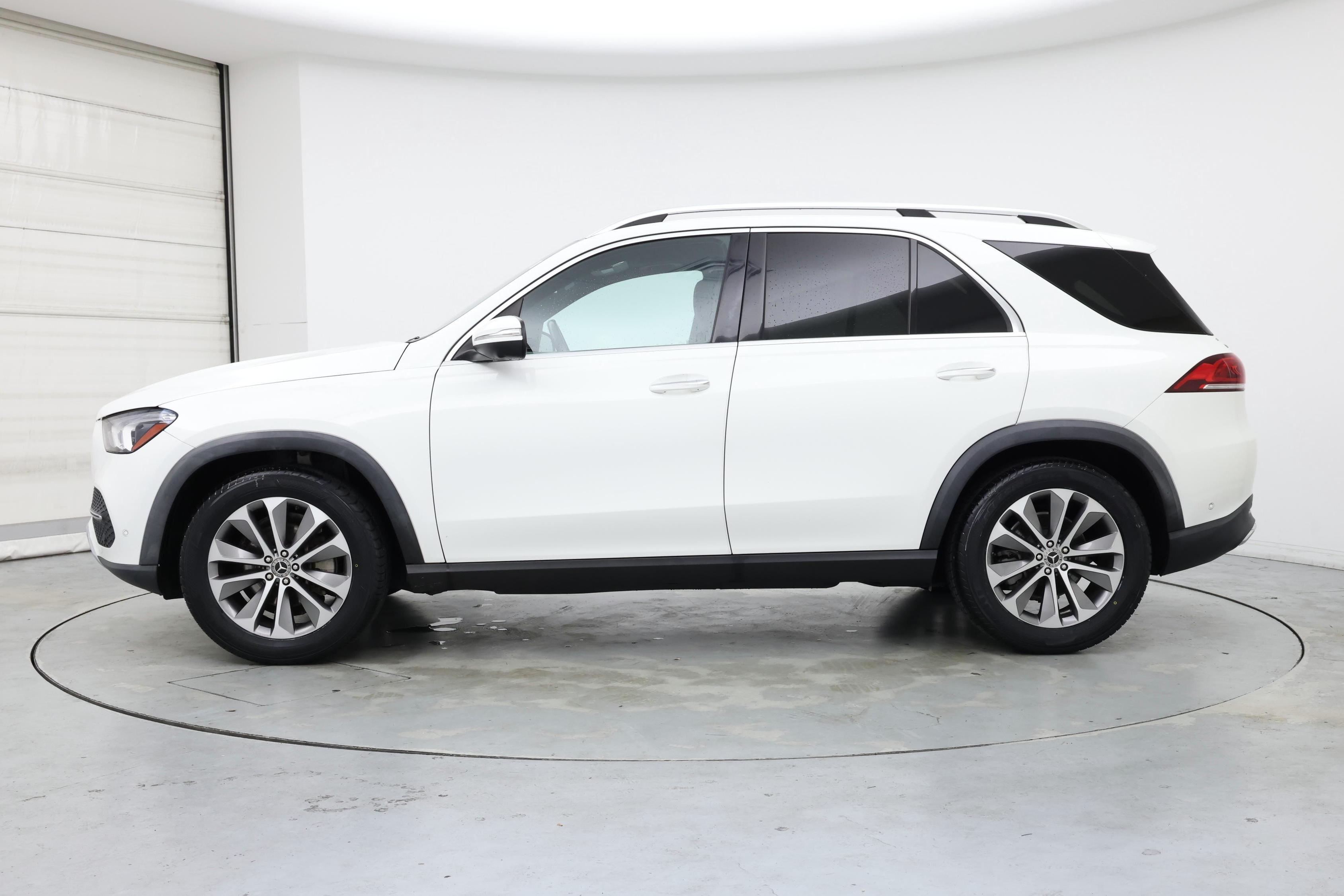 Thumbnail: 2021 Mercedes-Benz GLE - 3