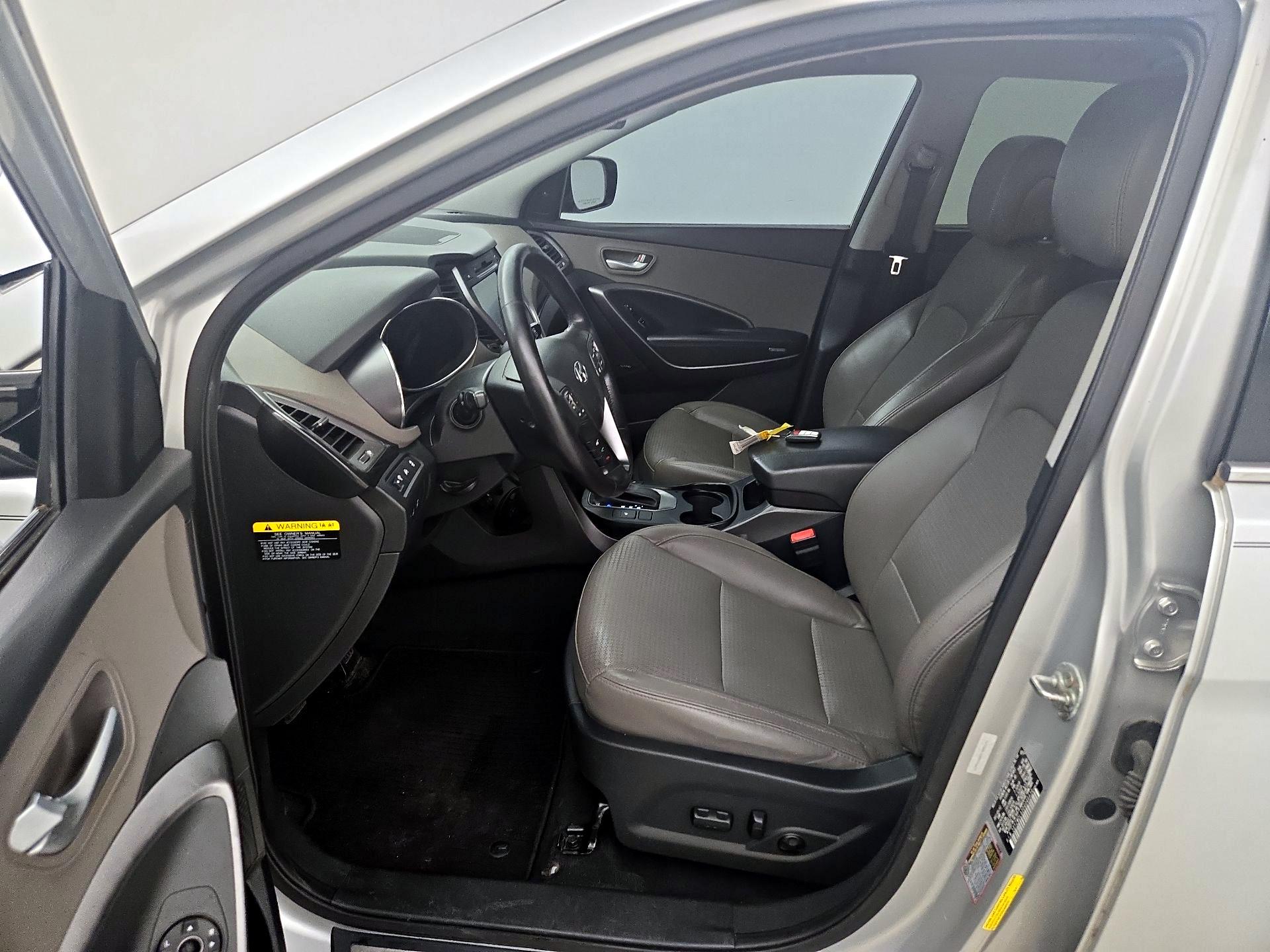 Thumbnail: 2013 Hyundai Santa Fe - 11