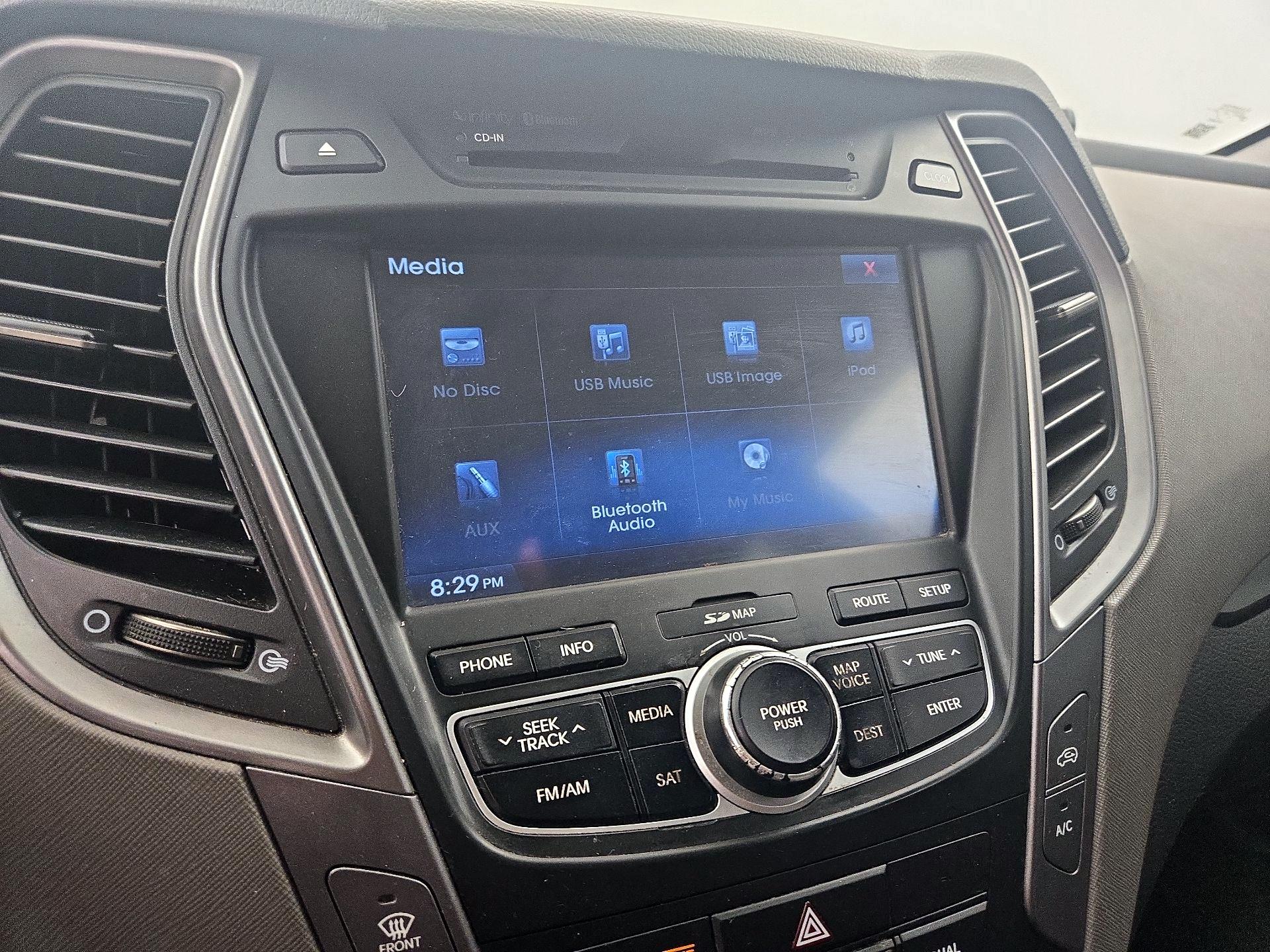 Thumbnail: 2013 Hyundai Santa Fe - 16