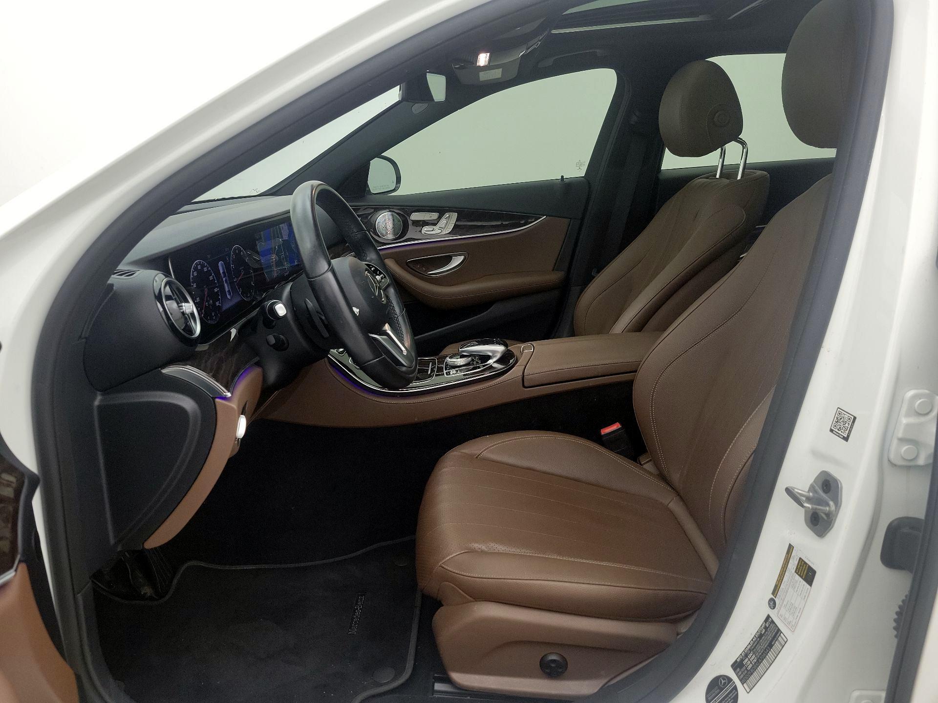 Thumbnail: 2020 Mercedes-Benz E-Class - 11