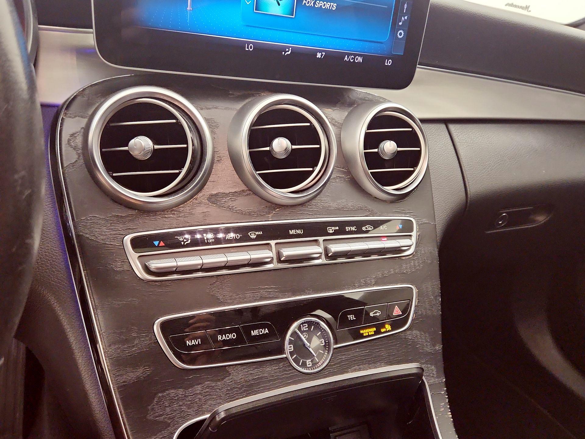 Thumbnail: 2019 Mercedes-Benz C-Class - 16