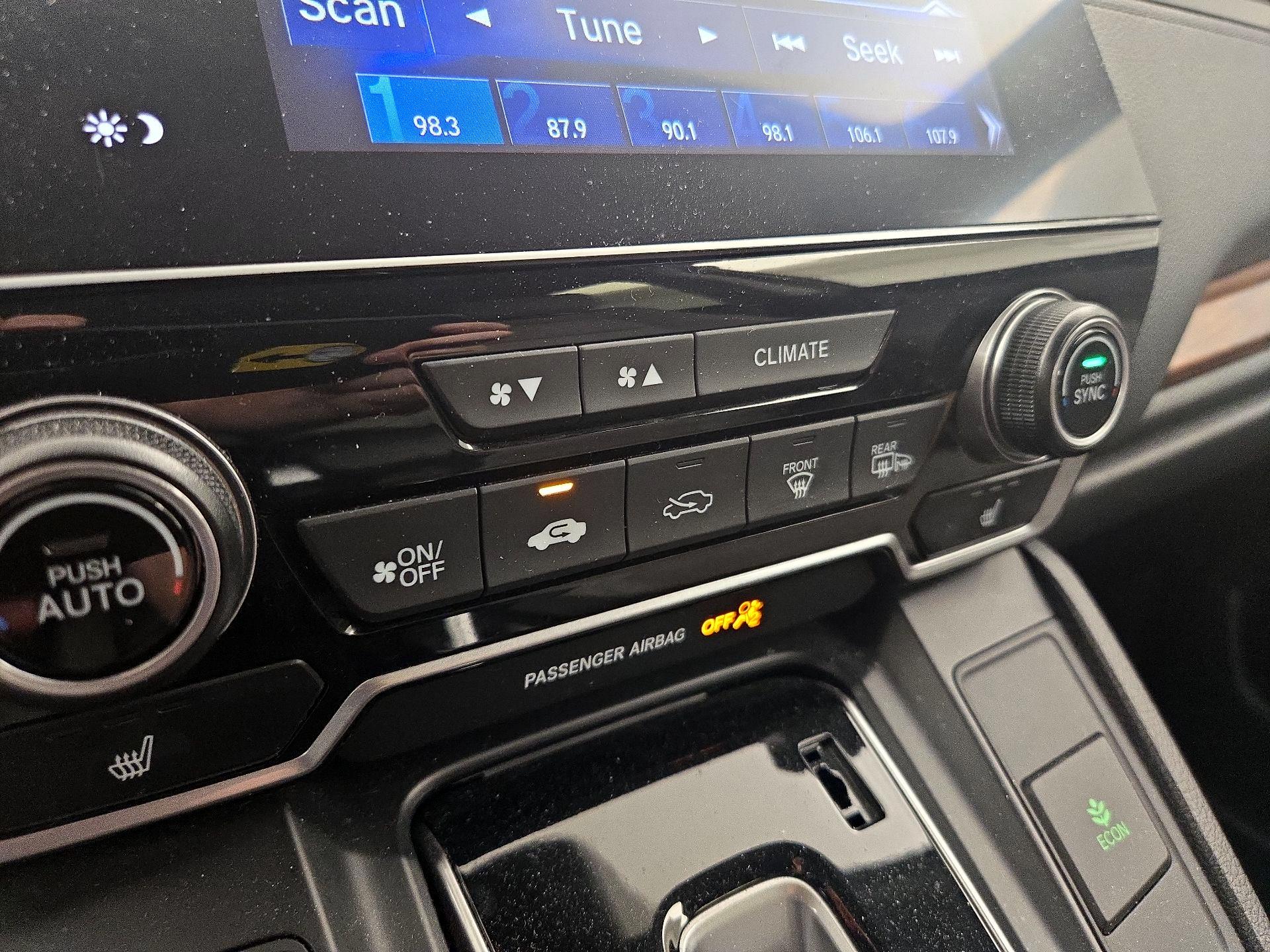 Thumbnail: 2018 Honda CR-V - 16