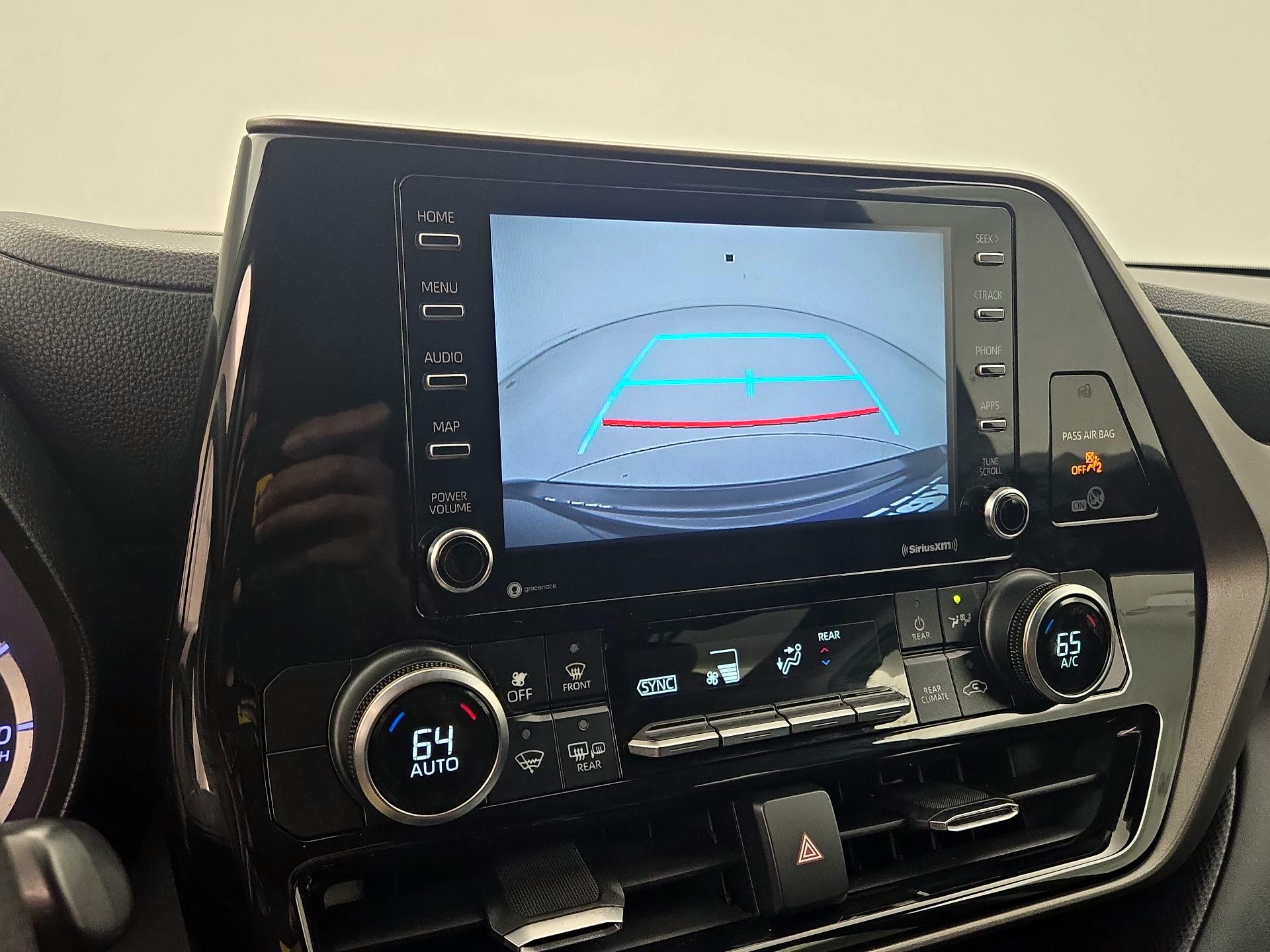 Thumbnail: 2020 Toyota Highlander - 14
