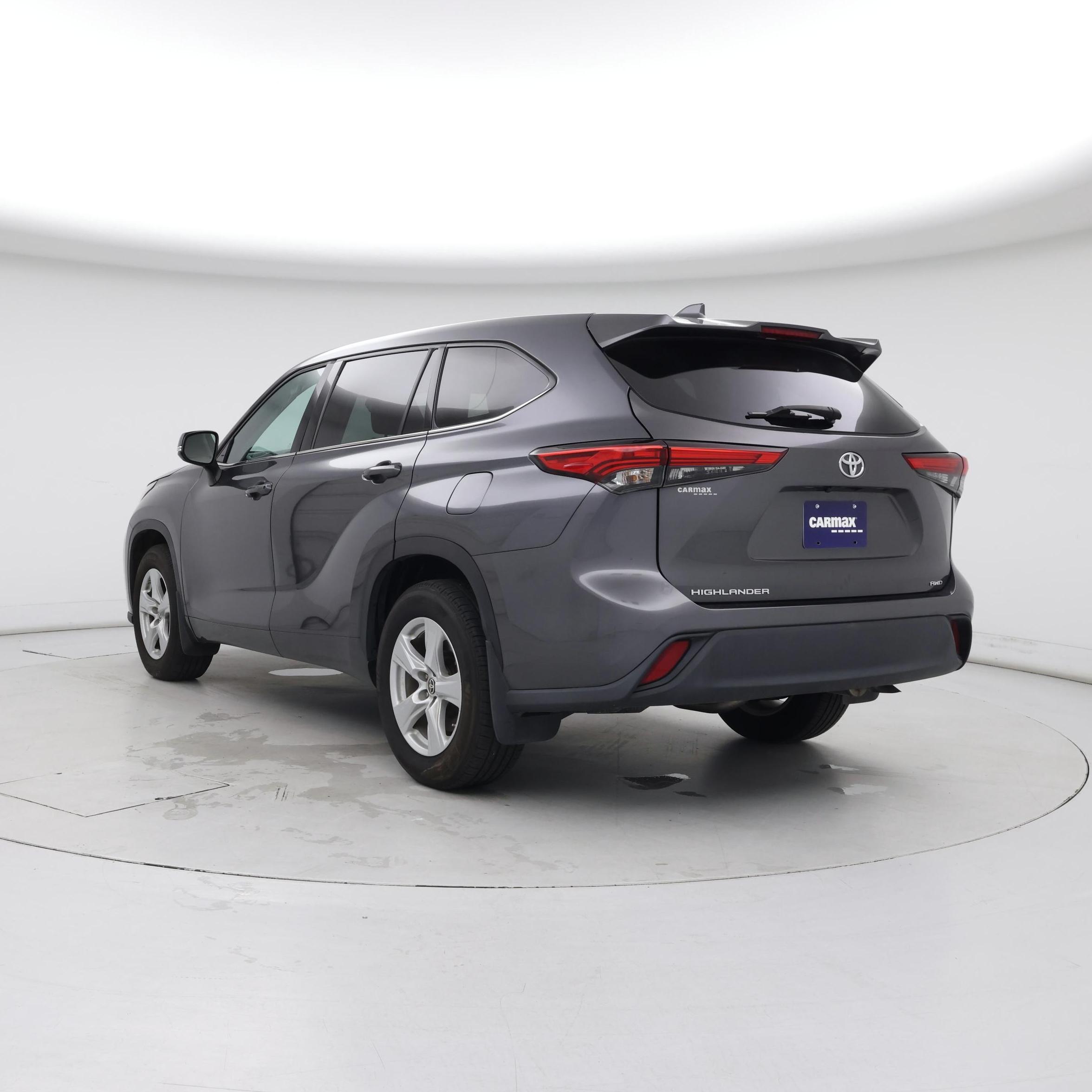 Thumbnail: 2020 Toyota Highlander - 2