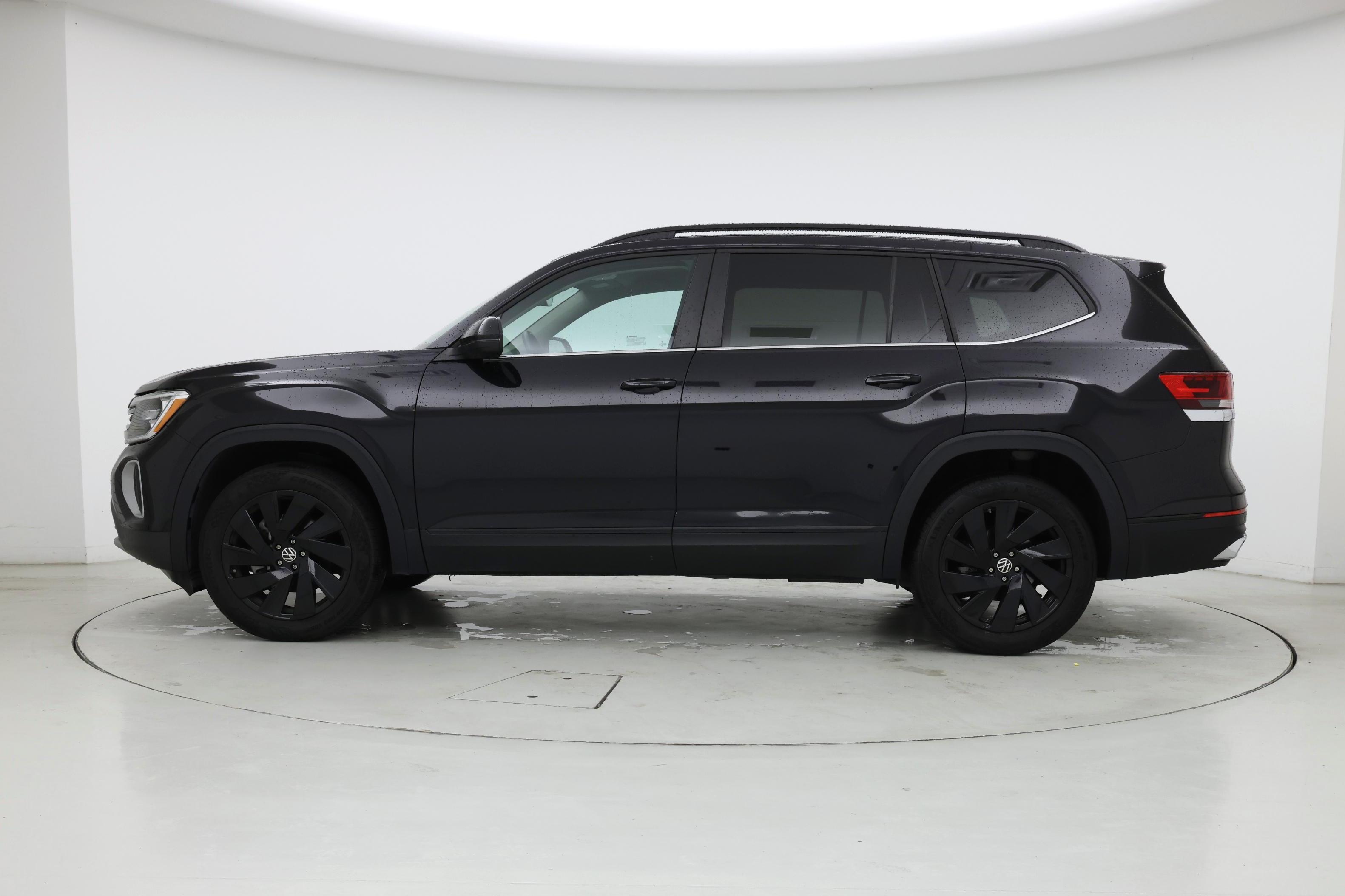 Thumbnail: 2024 Volkswagen Atlas - 3