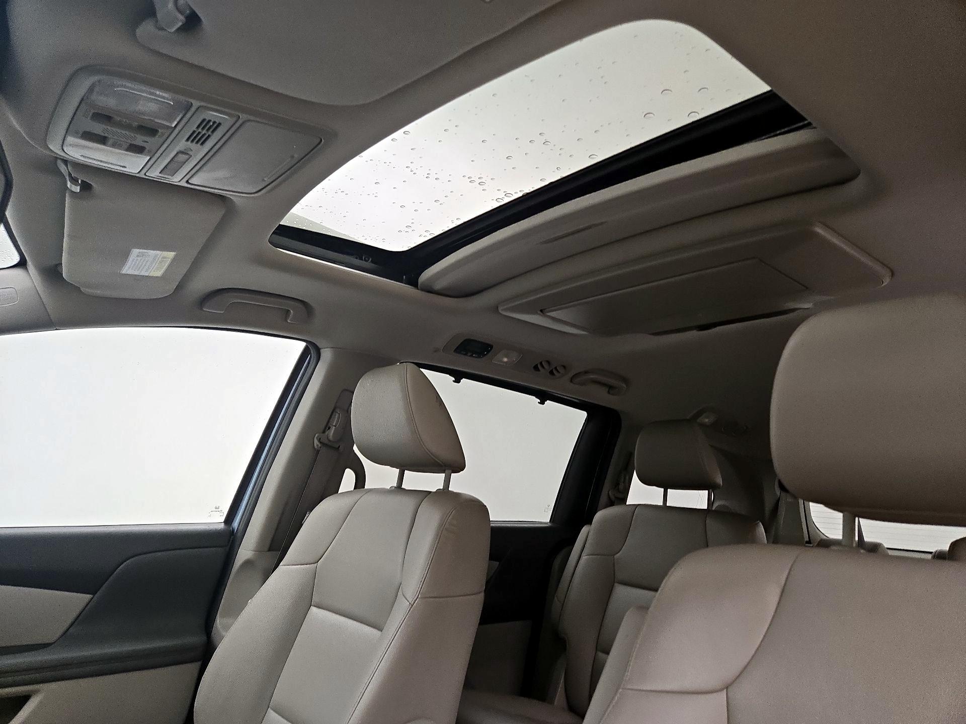 Thumbnail: 2014 Honda Odyssey - 19