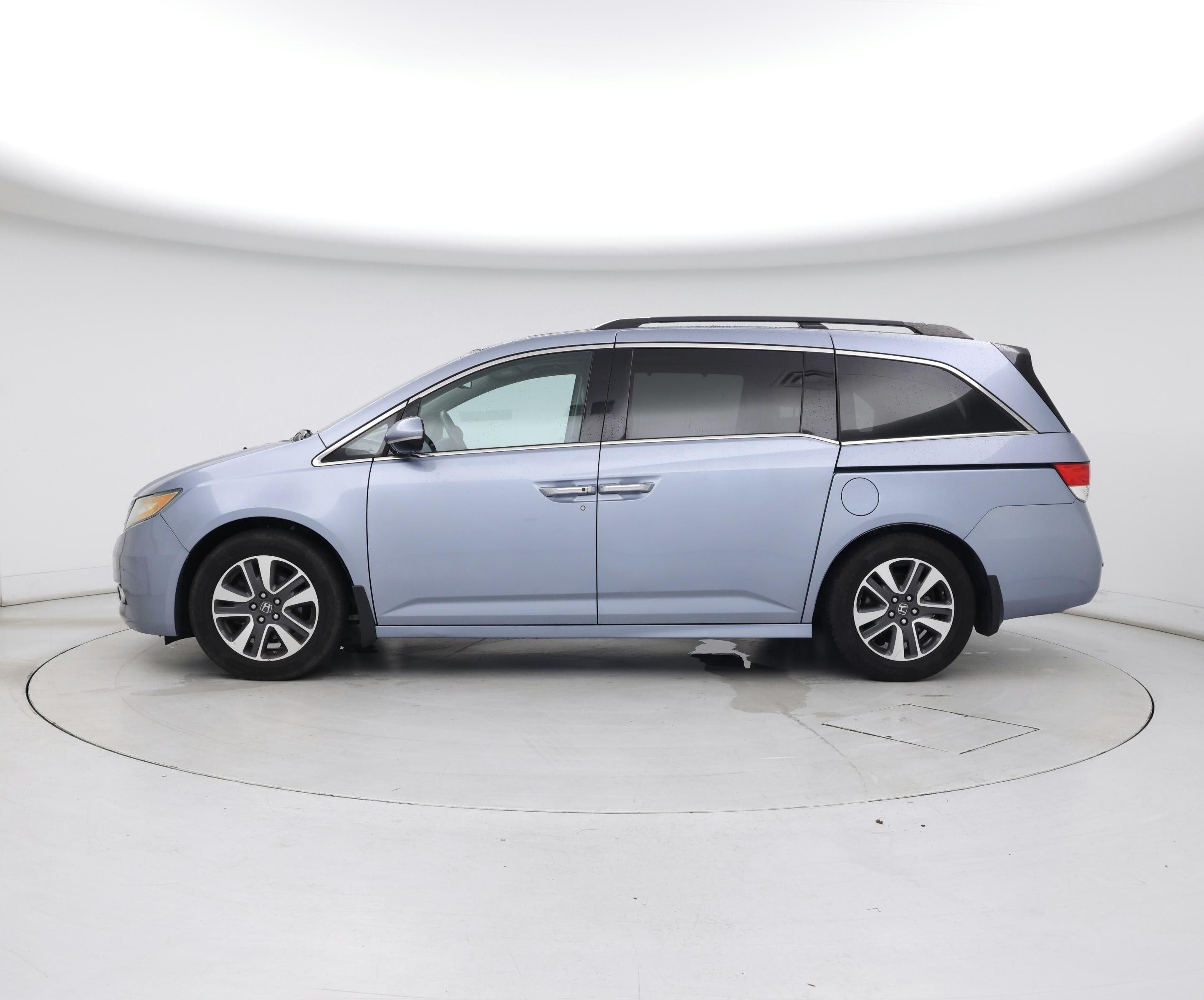 Thumbnail: 2014 Honda Odyssey - 3