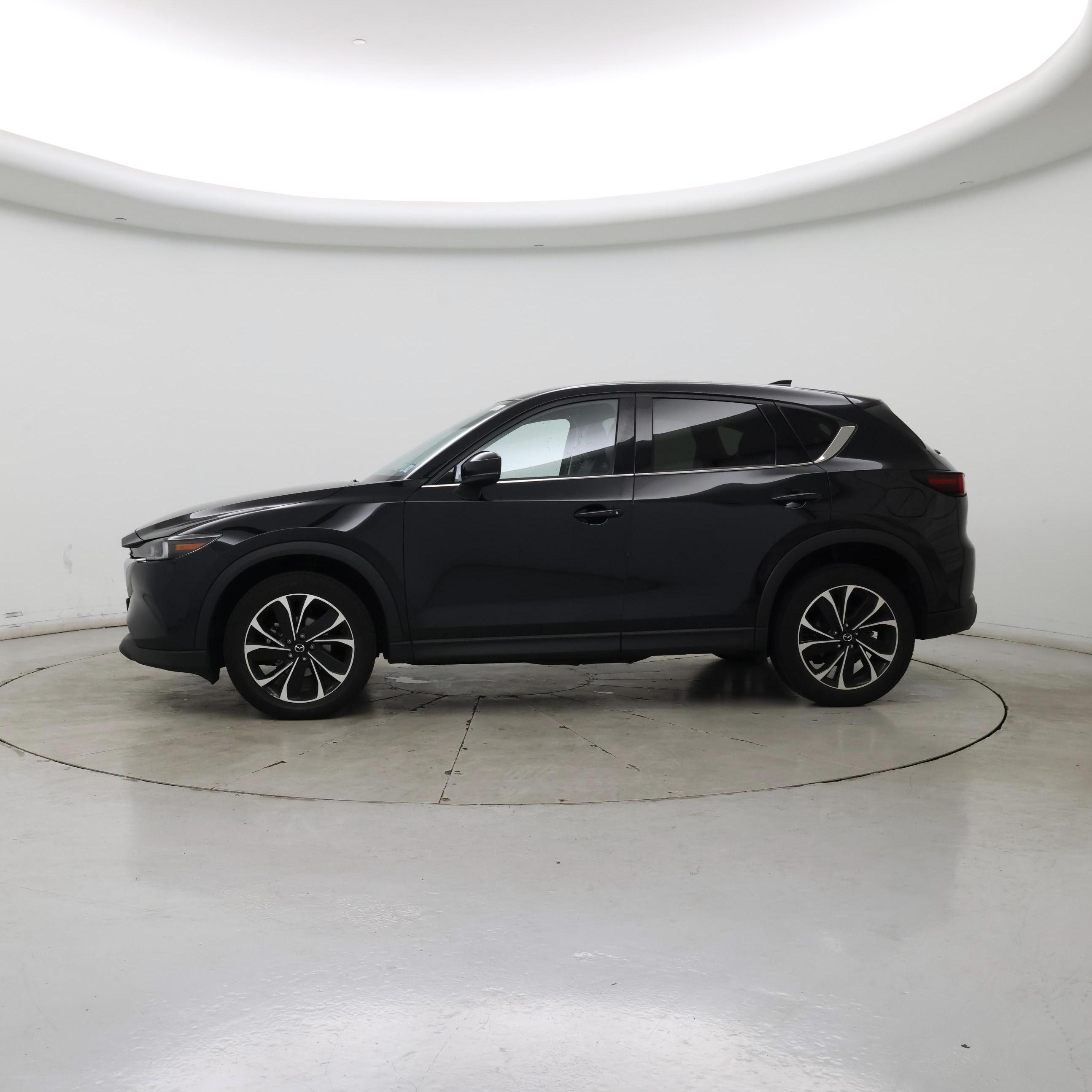 Thumbnail: 2022 Mazda CX-5 - 3