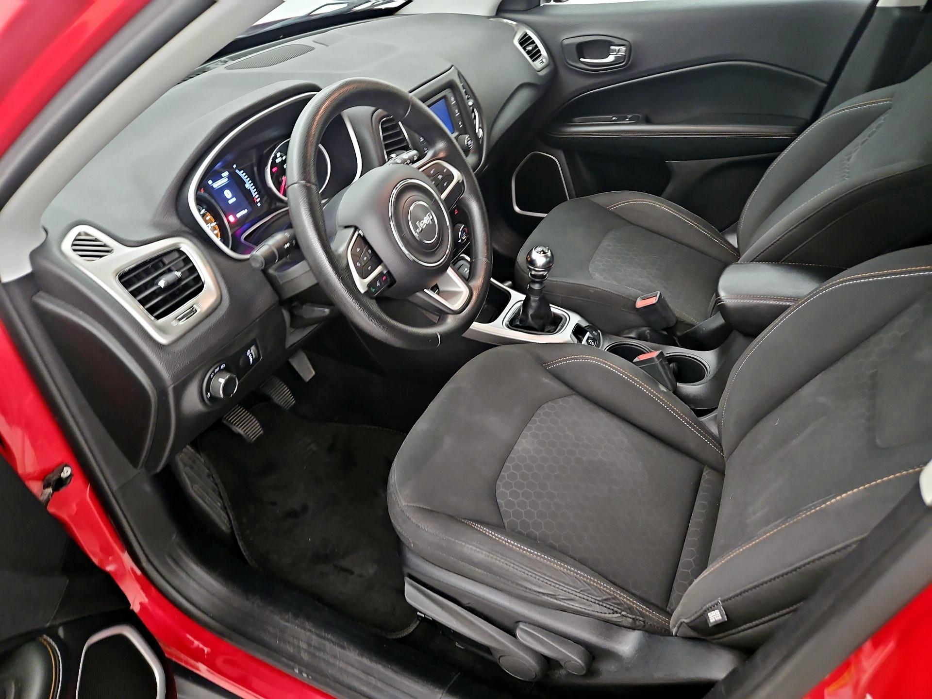 Thumbnail: 2017 Jeep Compass - 11