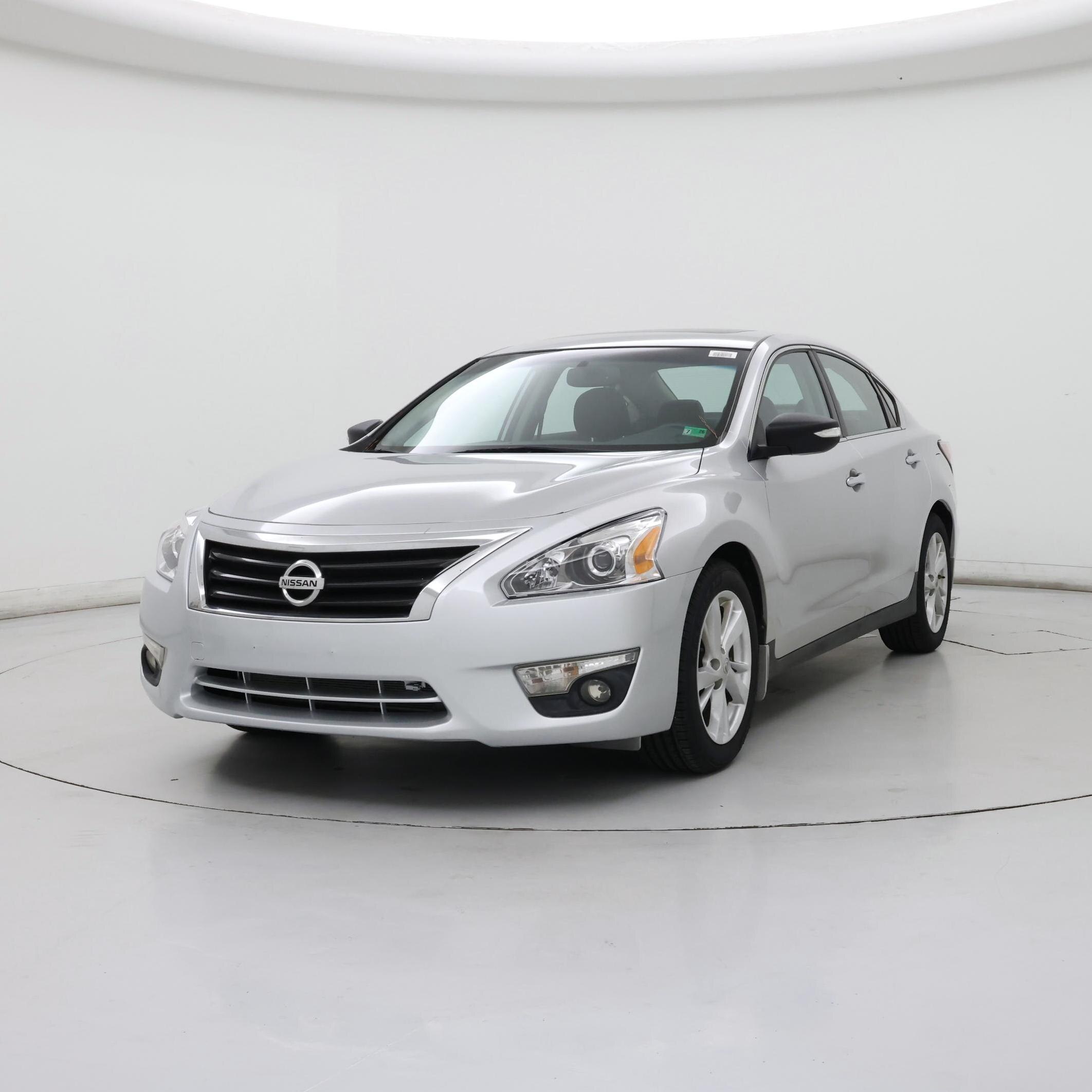 Thumbnail: 2014 Nissan Altima - 4