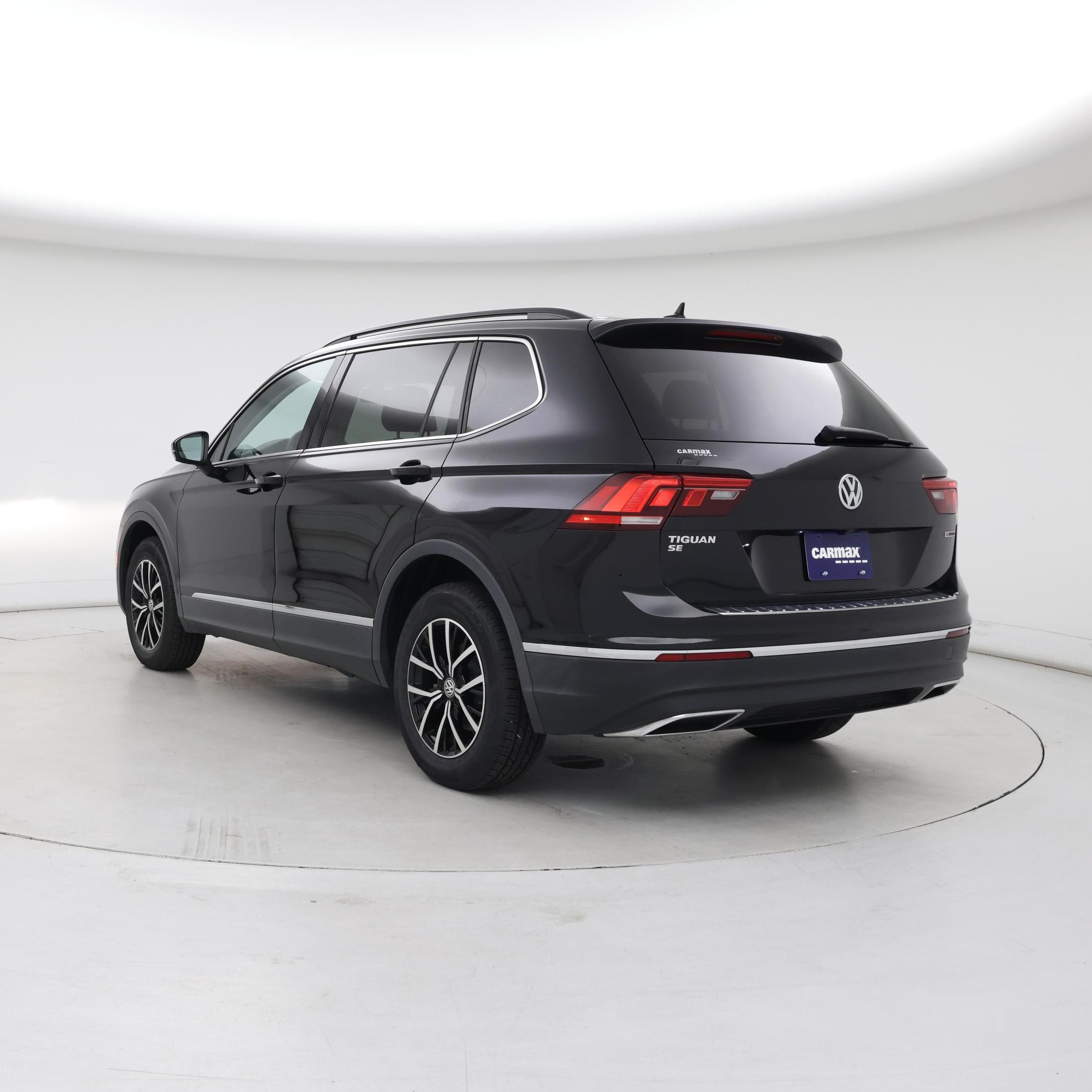 Thumbnail: 2021 Volkswagen Tiguan - 2