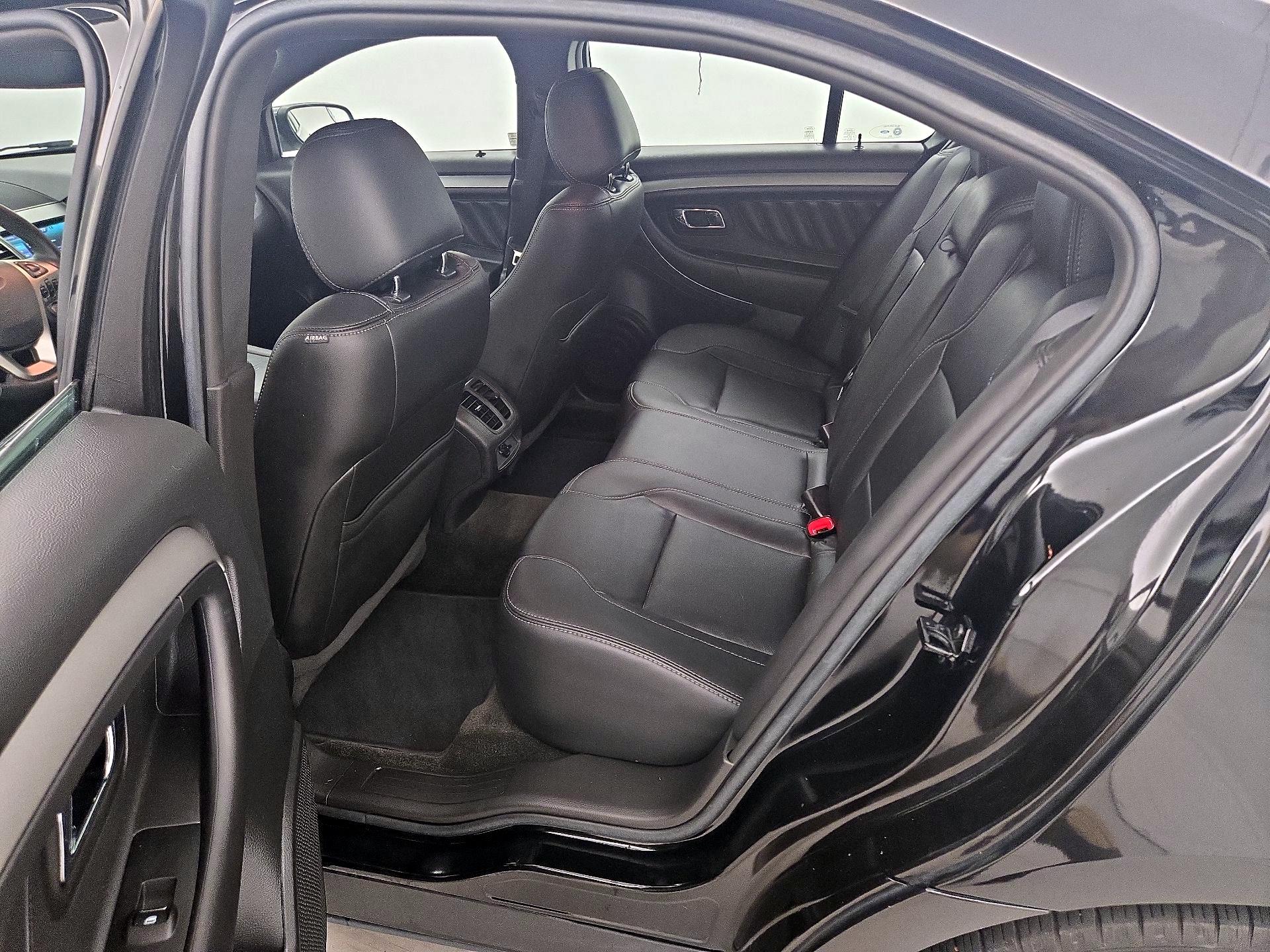 Thumbnail: 2014 Ford Taurus - 20