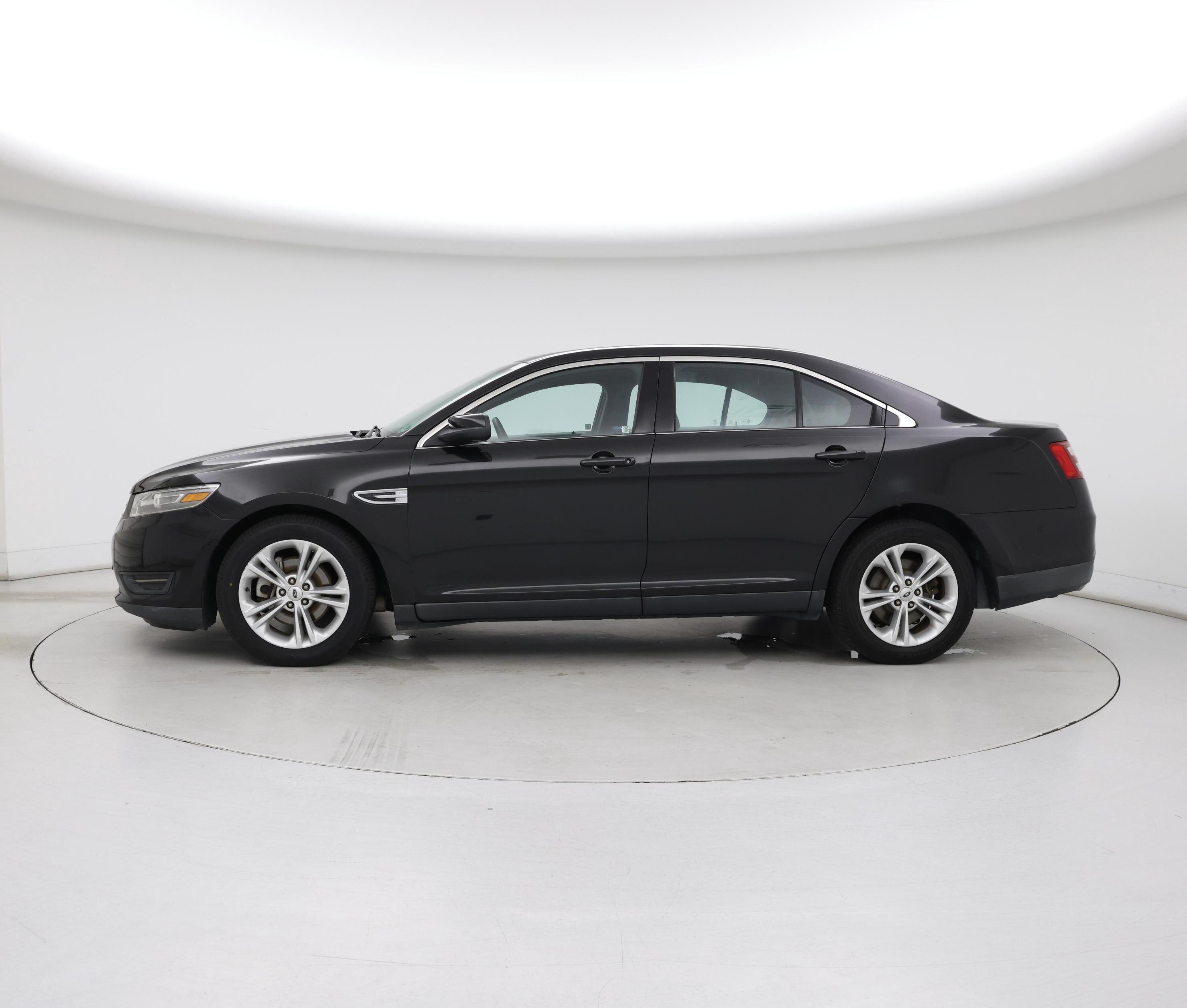 Thumbnail: 2014 Ford Taurus - 3