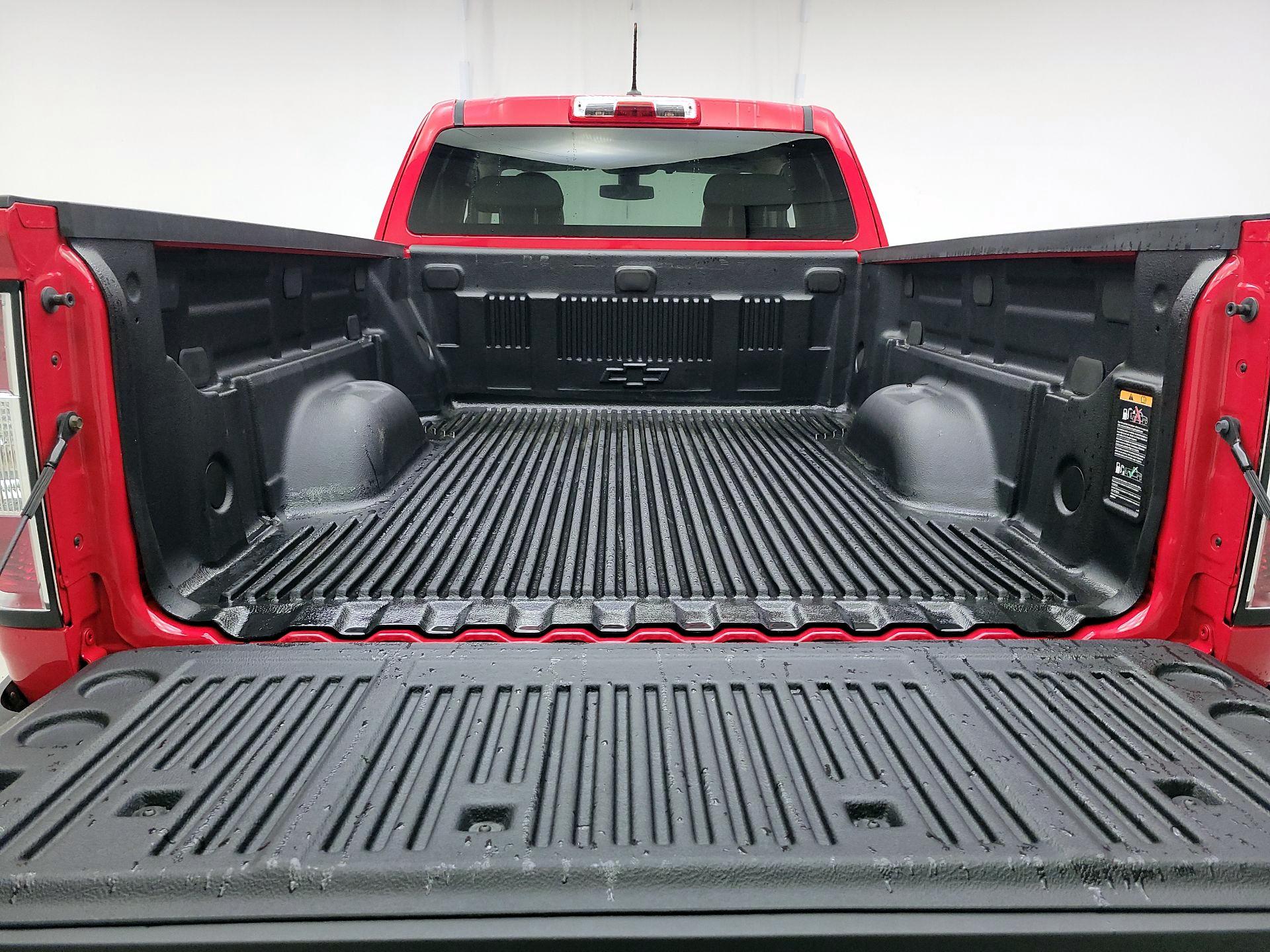 Thumbnail: 2019 Chevrolet Colorado - 20