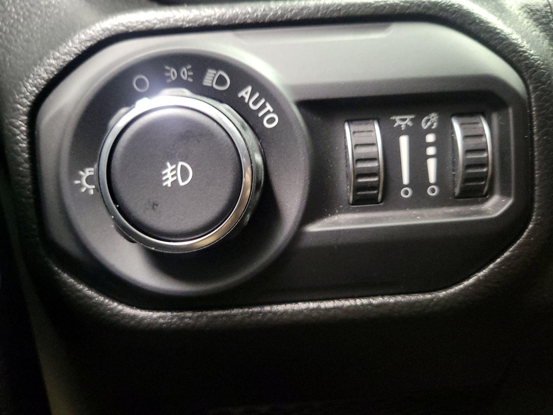 Thumbnail: 2022 Jeep Wrangler - 13