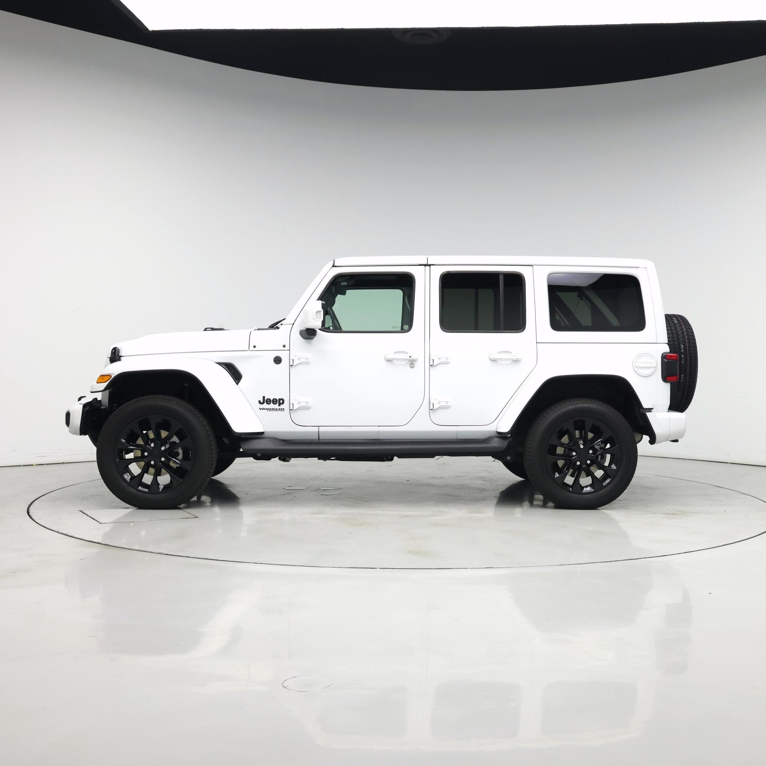 Thumbnail: 2022 Jeep Wrangler - 3