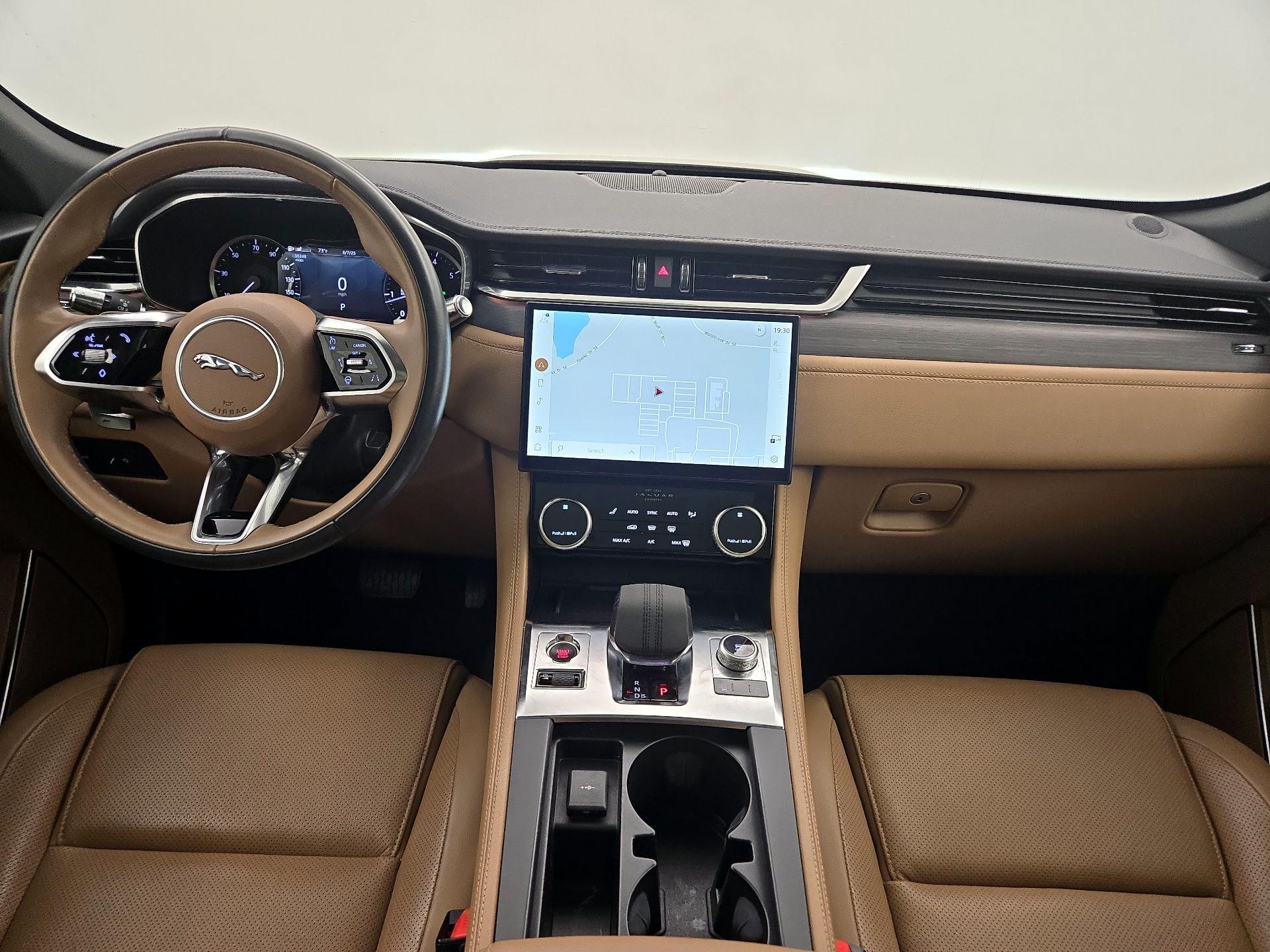 Thumbnail: 2022 Jaguar F-Pace - 9