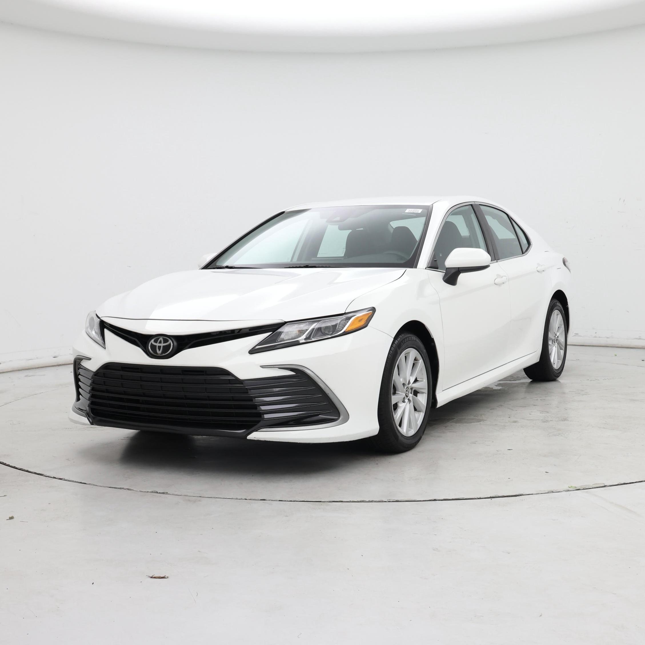 Thumbnail: 2021 Toyota Camry - 4