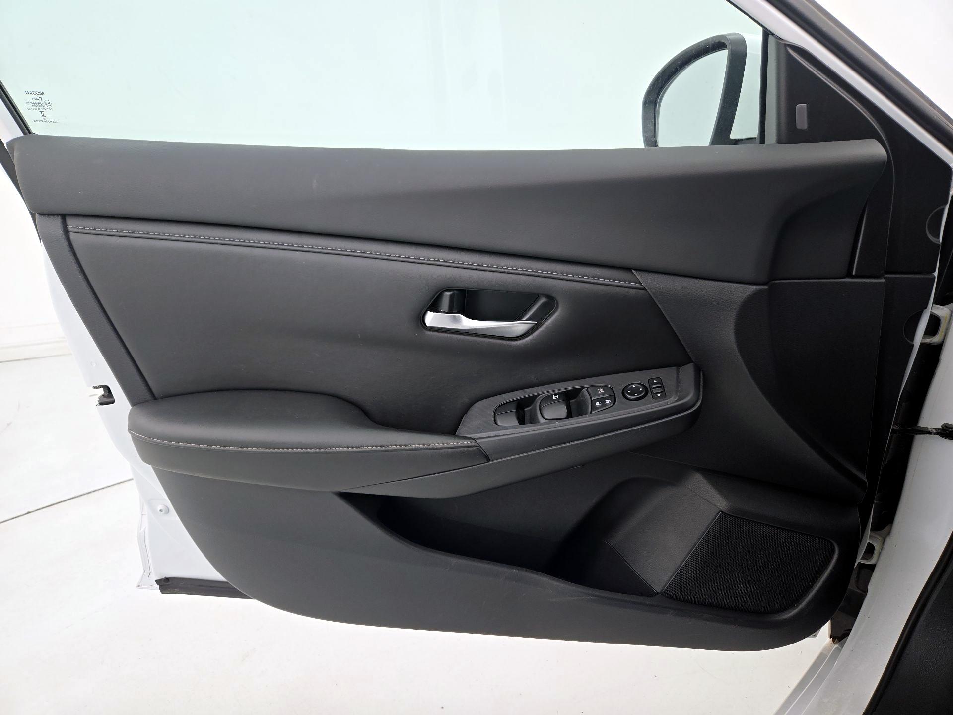 Thumbnail: 2022 Nissan Sentra - 12