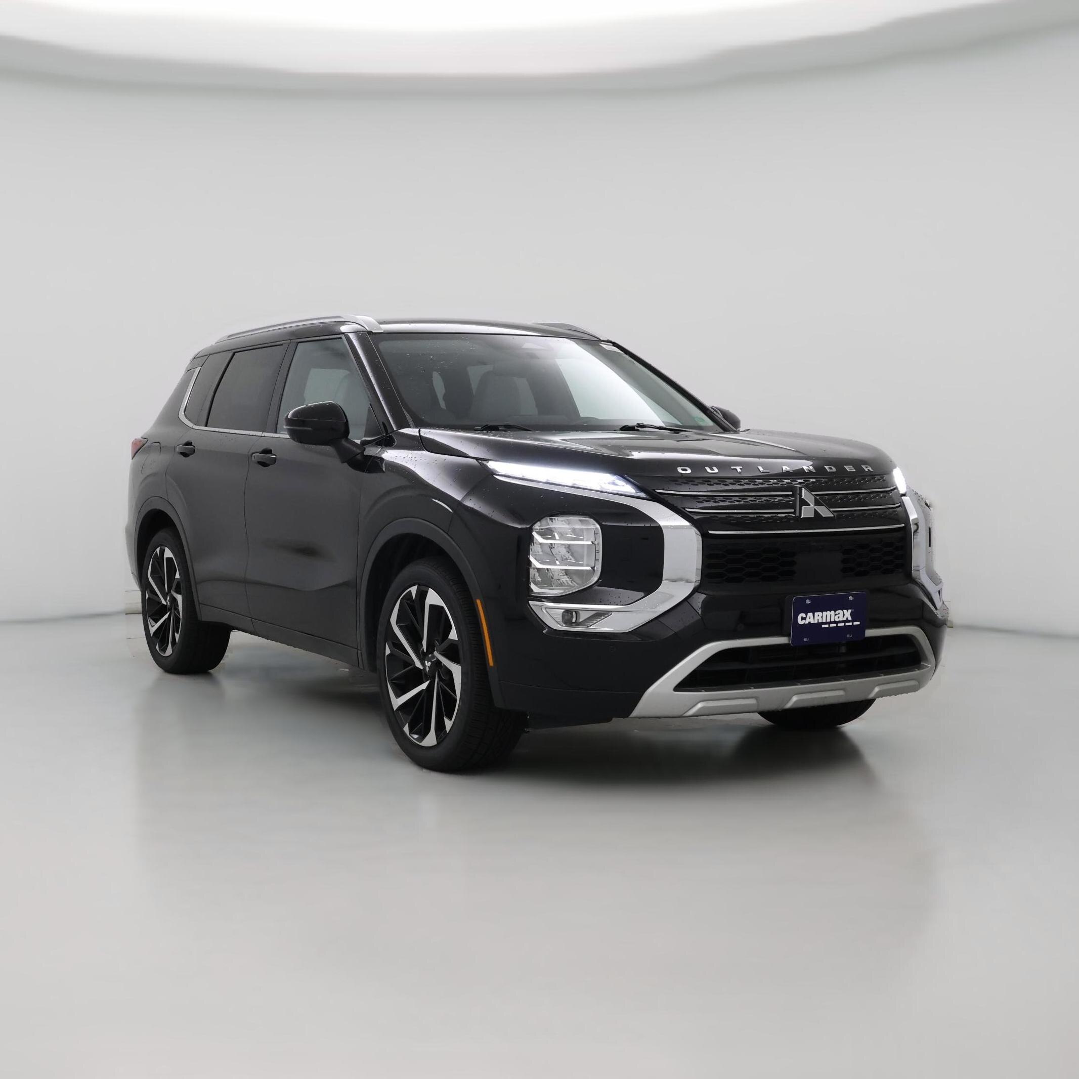 Thumbnail: 2022 Mitsubishi Outlander - 1