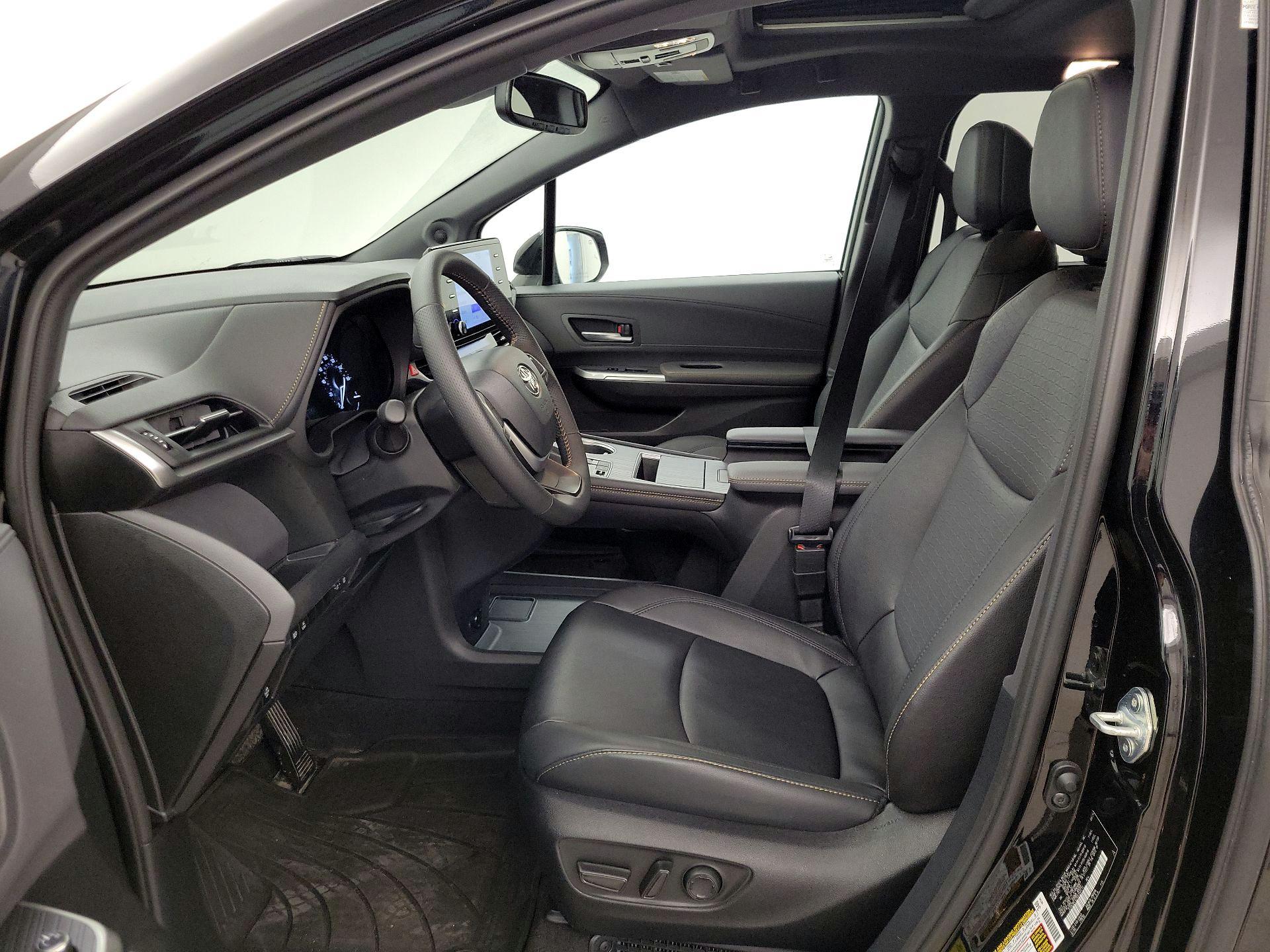 Thumbnail: 2024 Toyota Sienna - 11