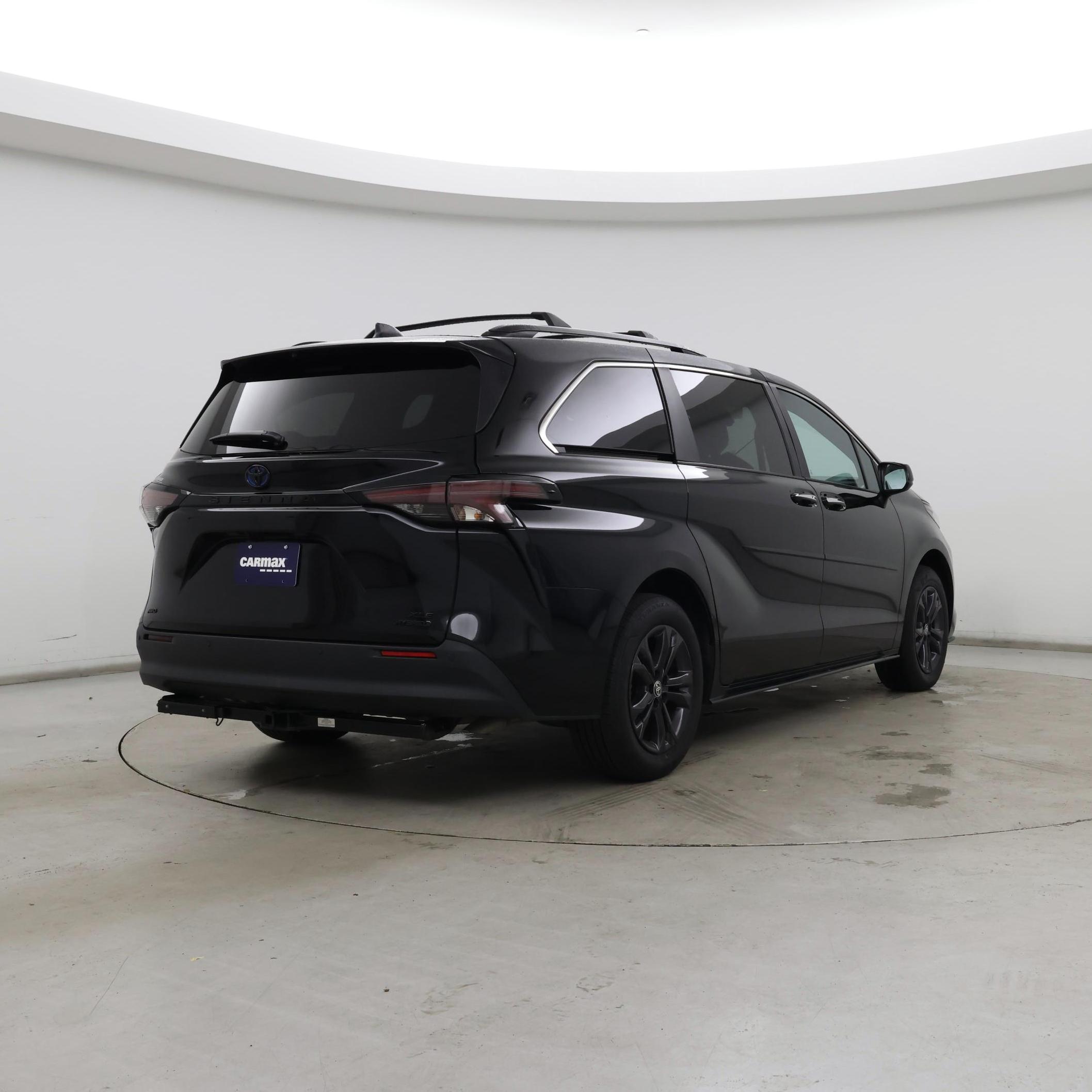 Thumbnail: 2024 Toyota Sienna - 8