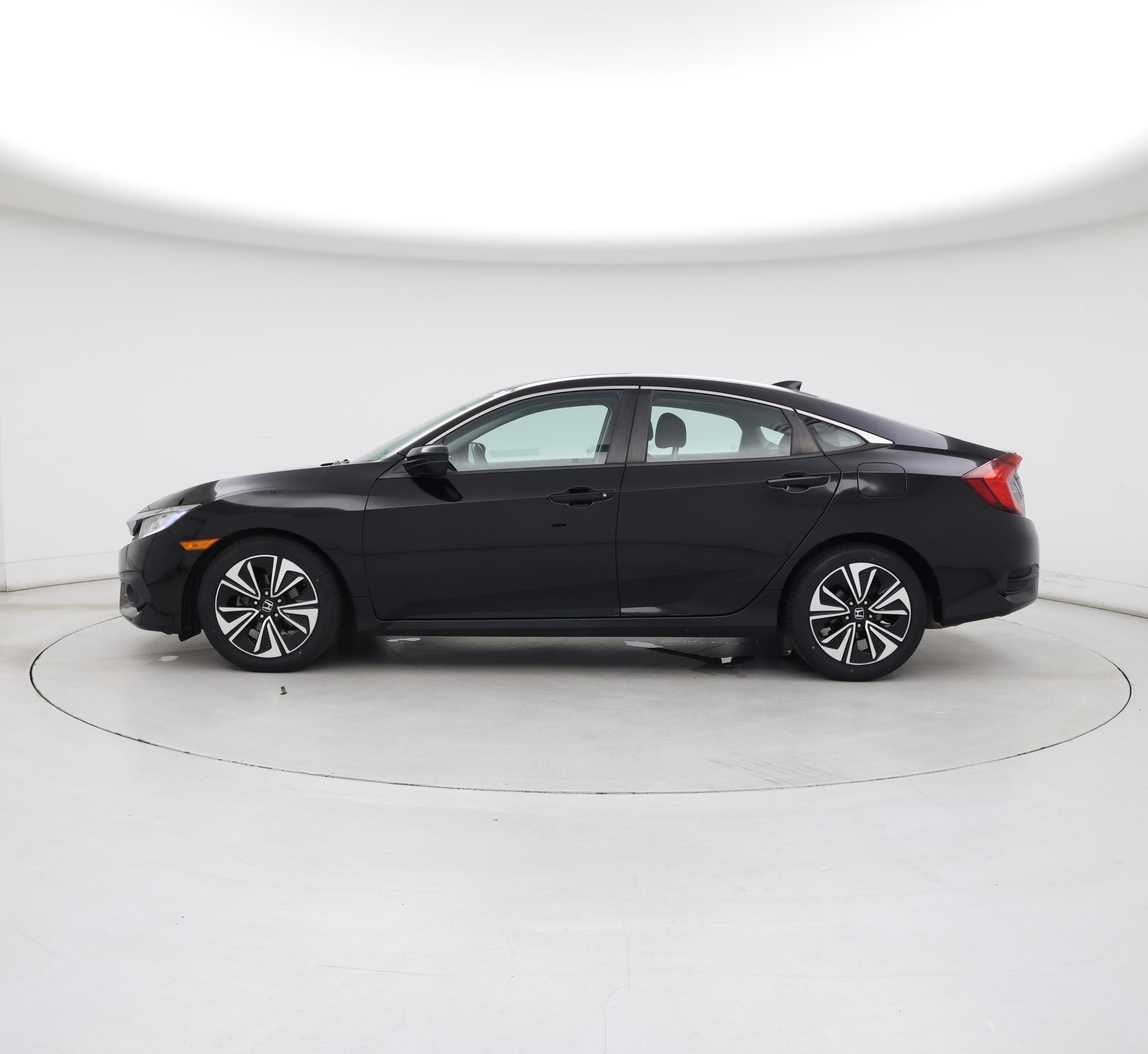 Thumbnail: 2018 Honda Civic - 3