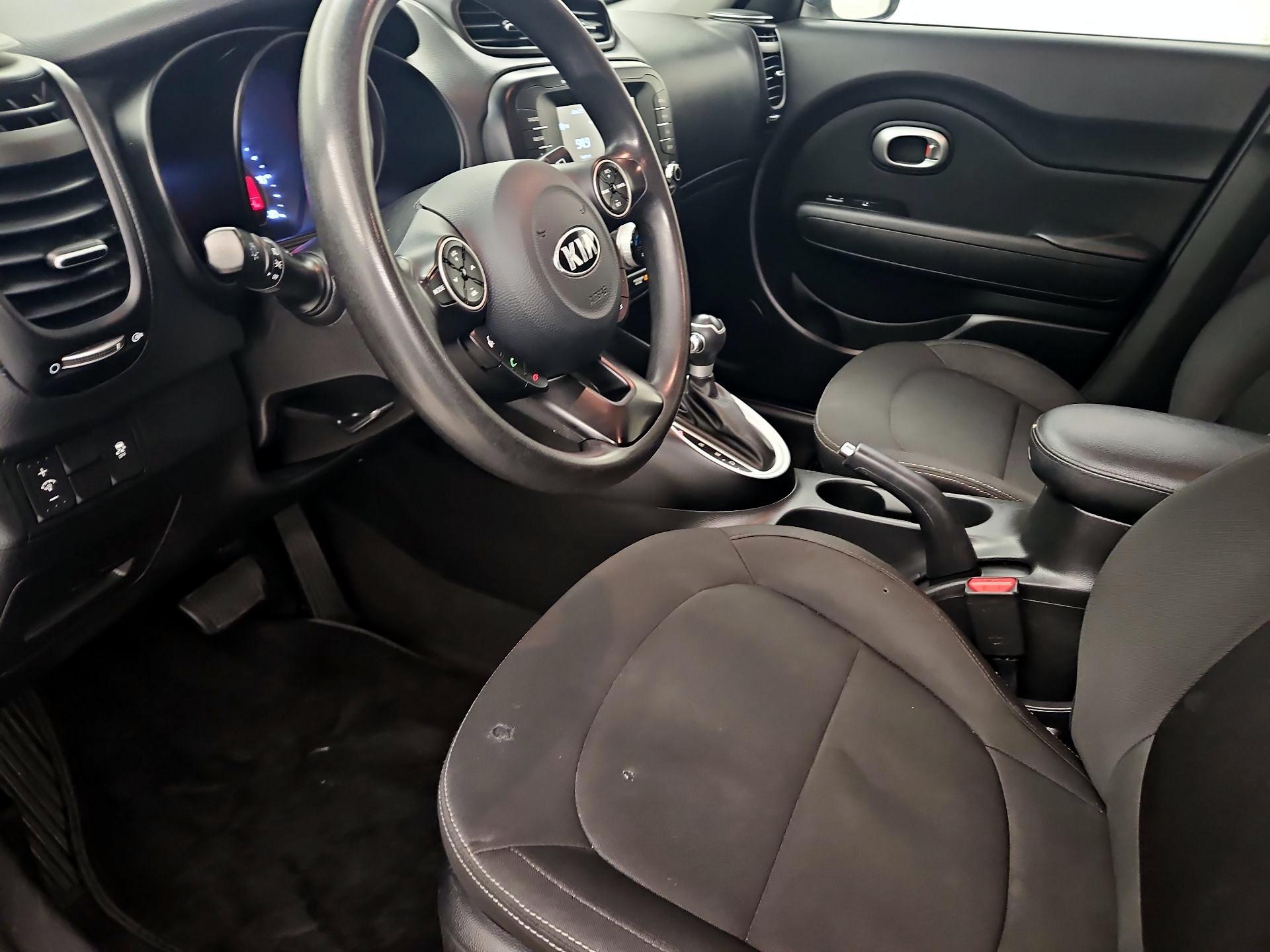Thumbnail: 2018 Kia Soul - 11