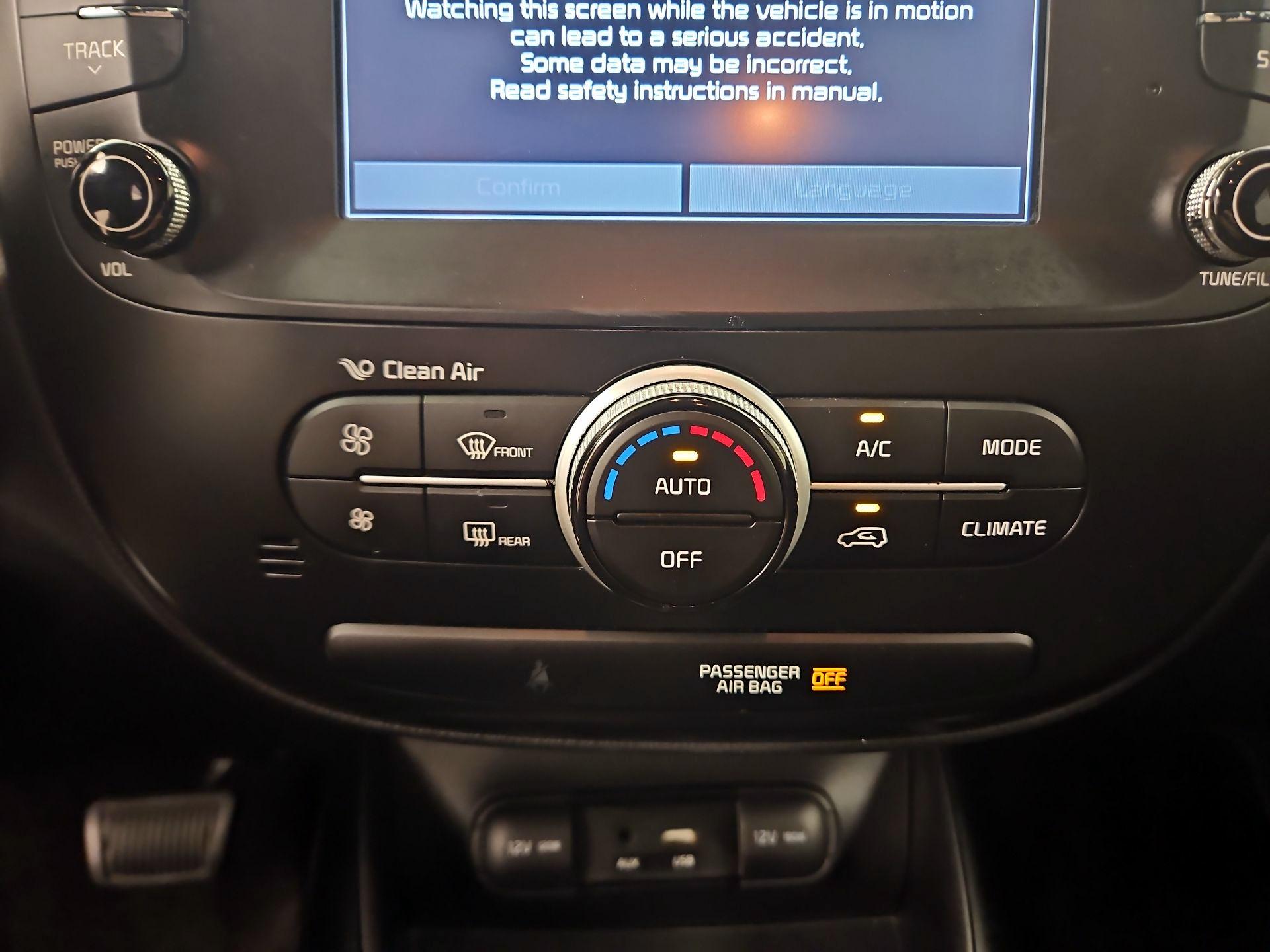 Thumbnail: 2018 Kia Soul - 16