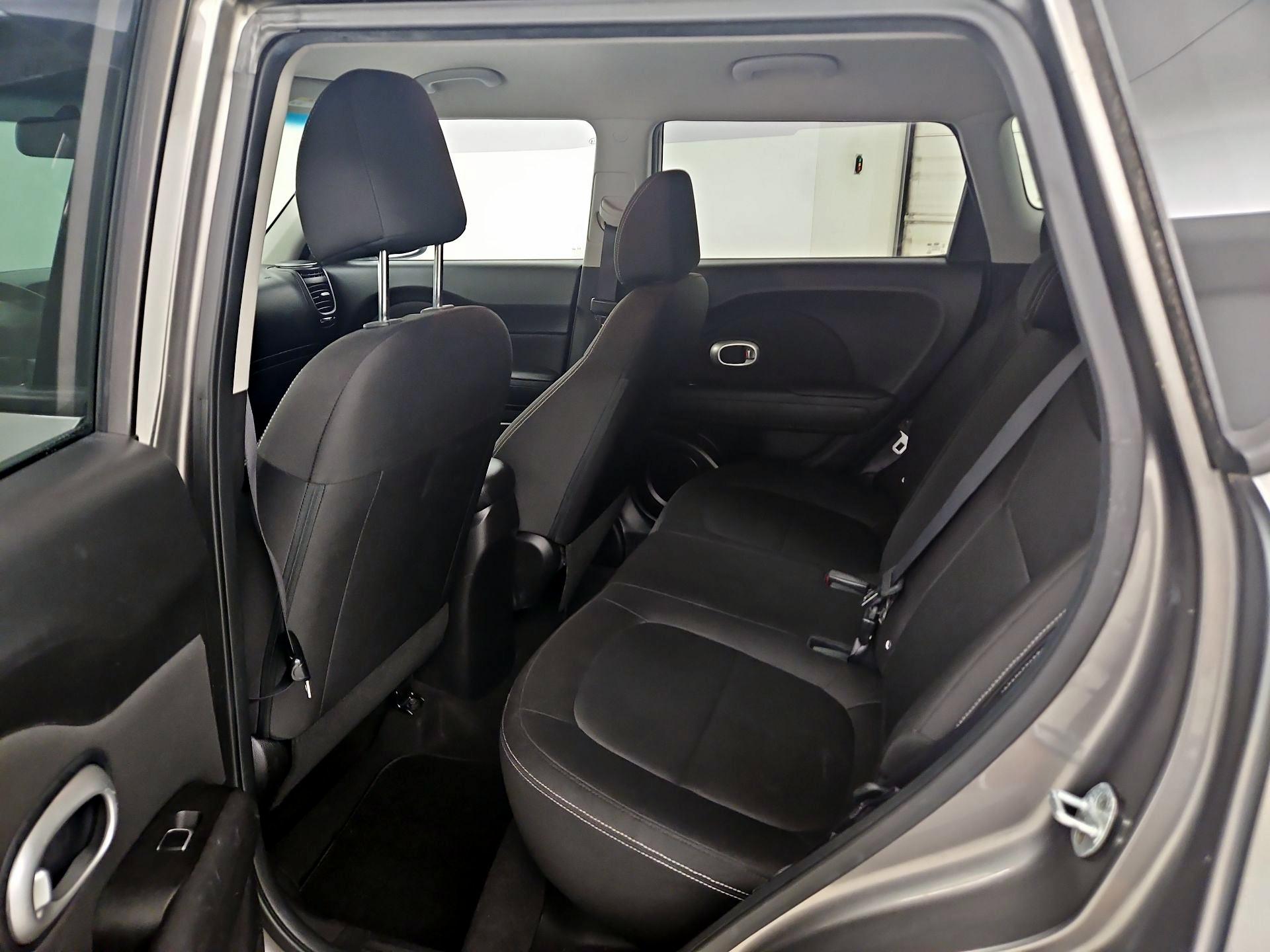 Thumbnail: 2018 Kia Soul - 19