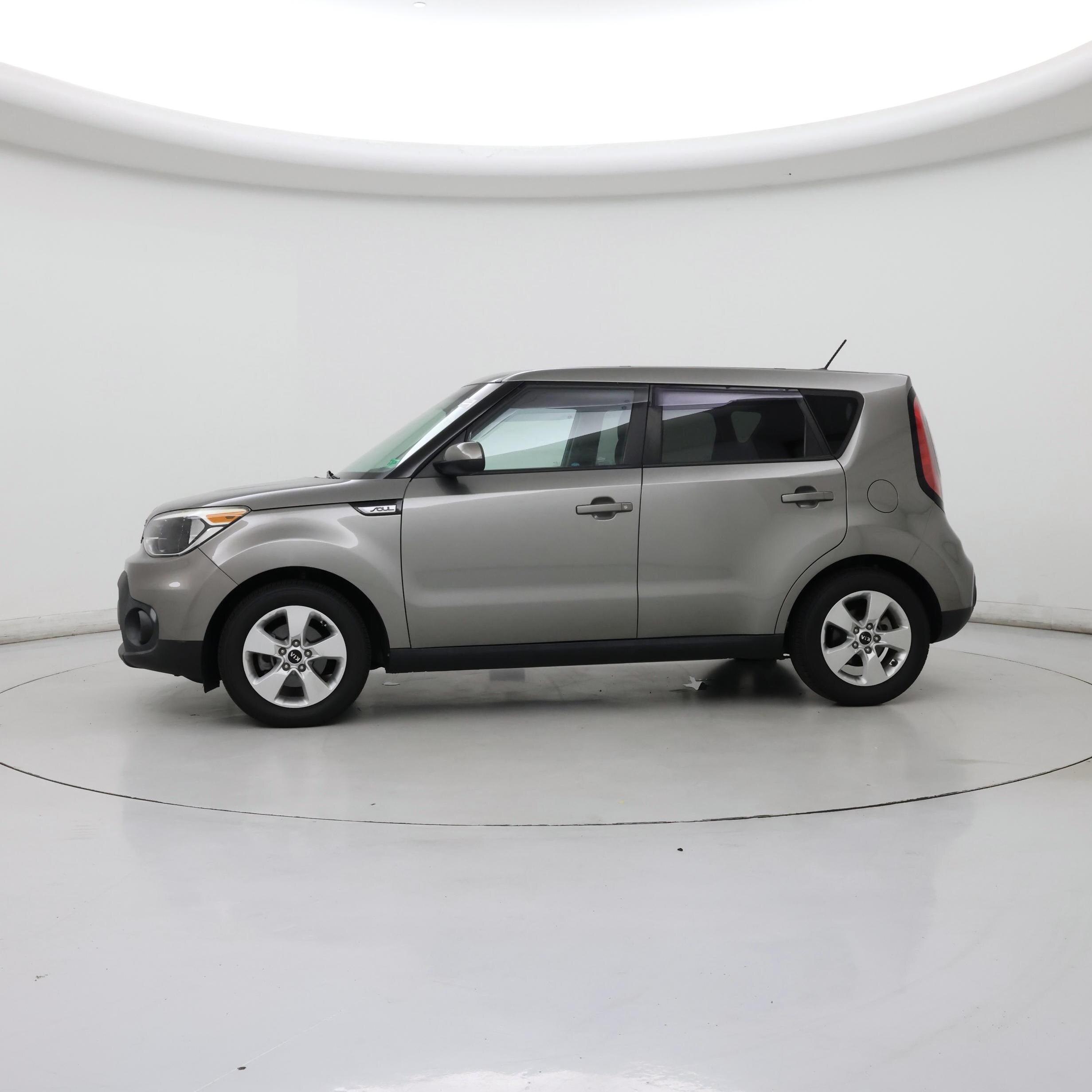 Thumbnail: 2018 Kia Soul - 3