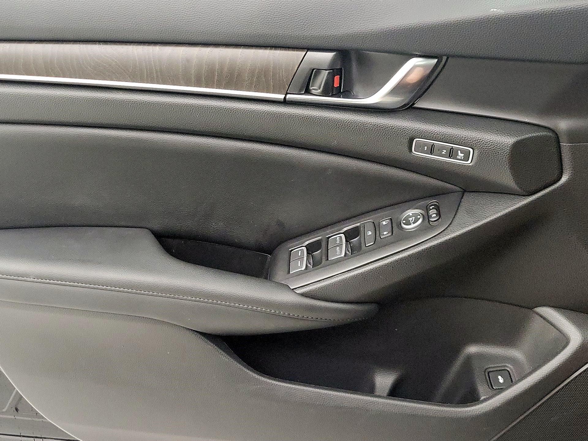Thumbnail: 2021 Honda Accord - 12