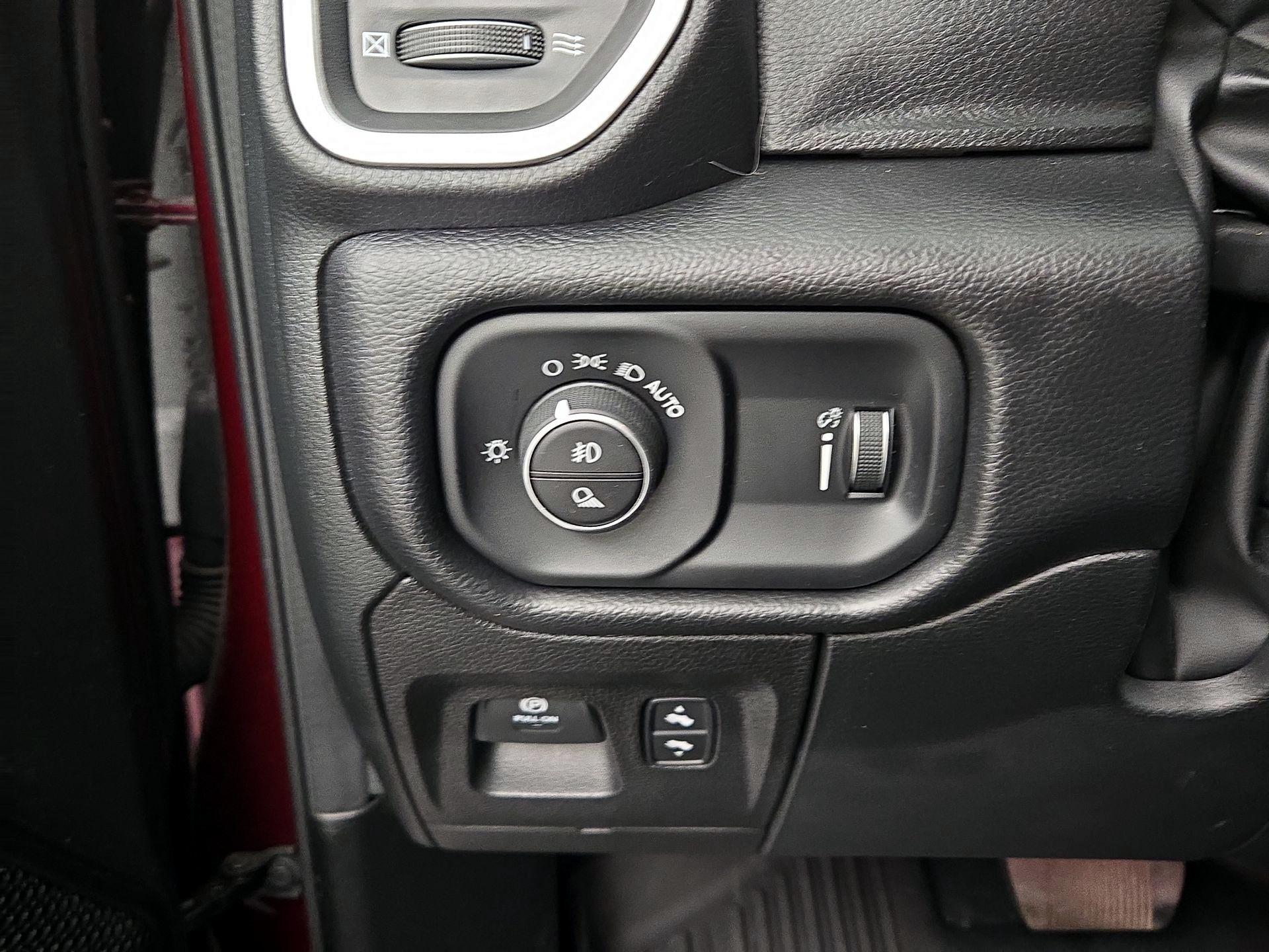 Thumbnail: 2022 RAM 1500 - 13