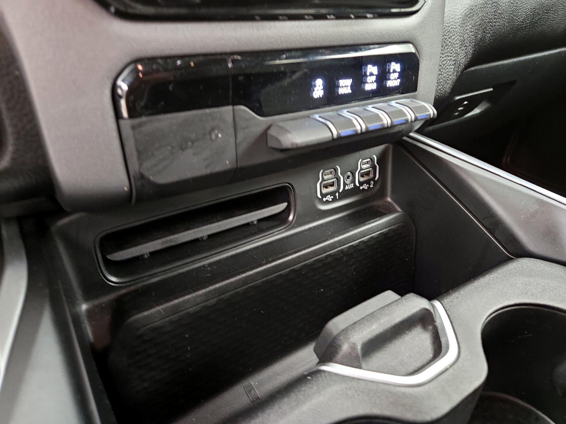 Thumbnail: 2022 RAM 1500 - 19