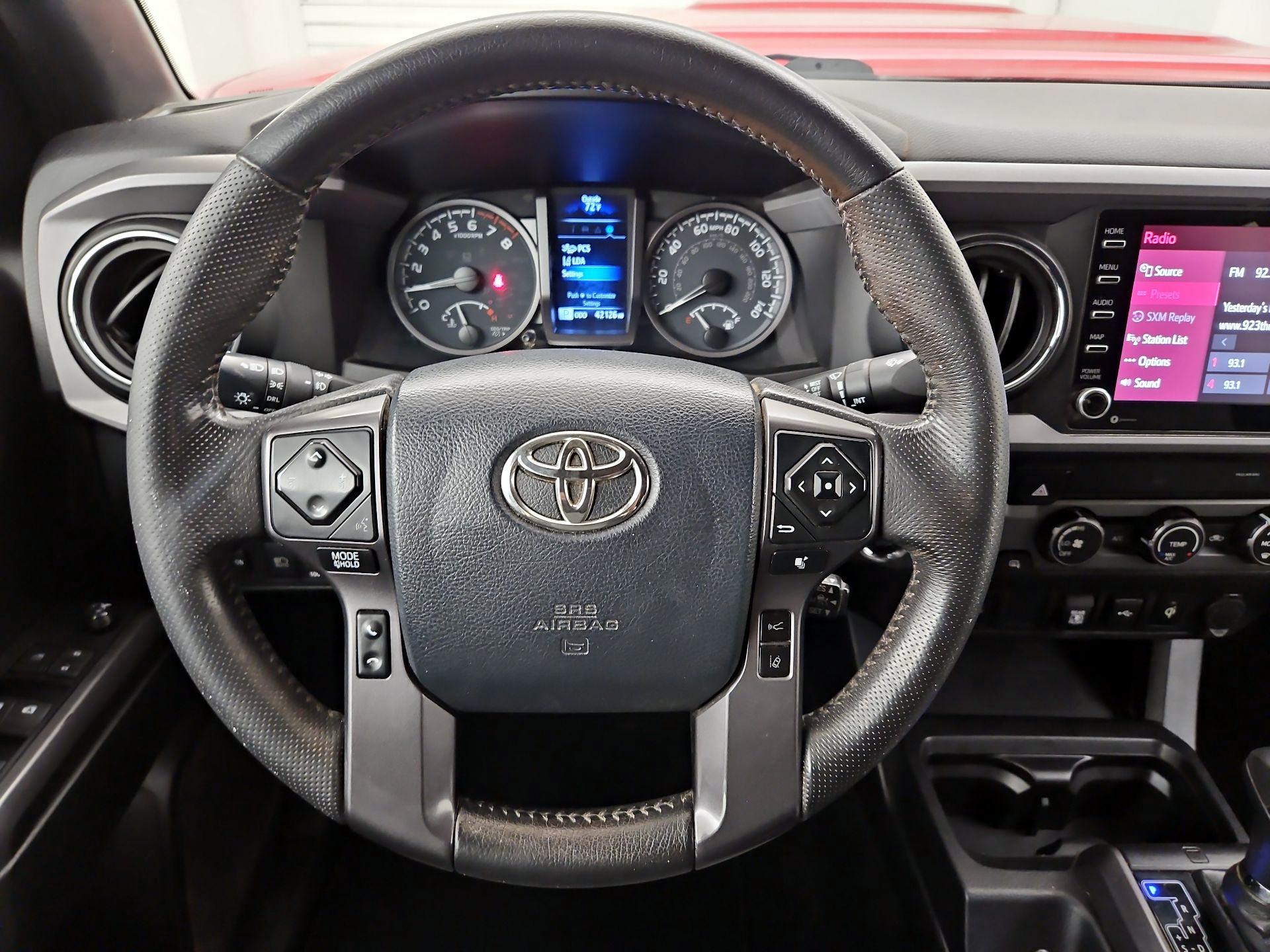 Thumbnail: 2020 Toyota Tacoma - 10