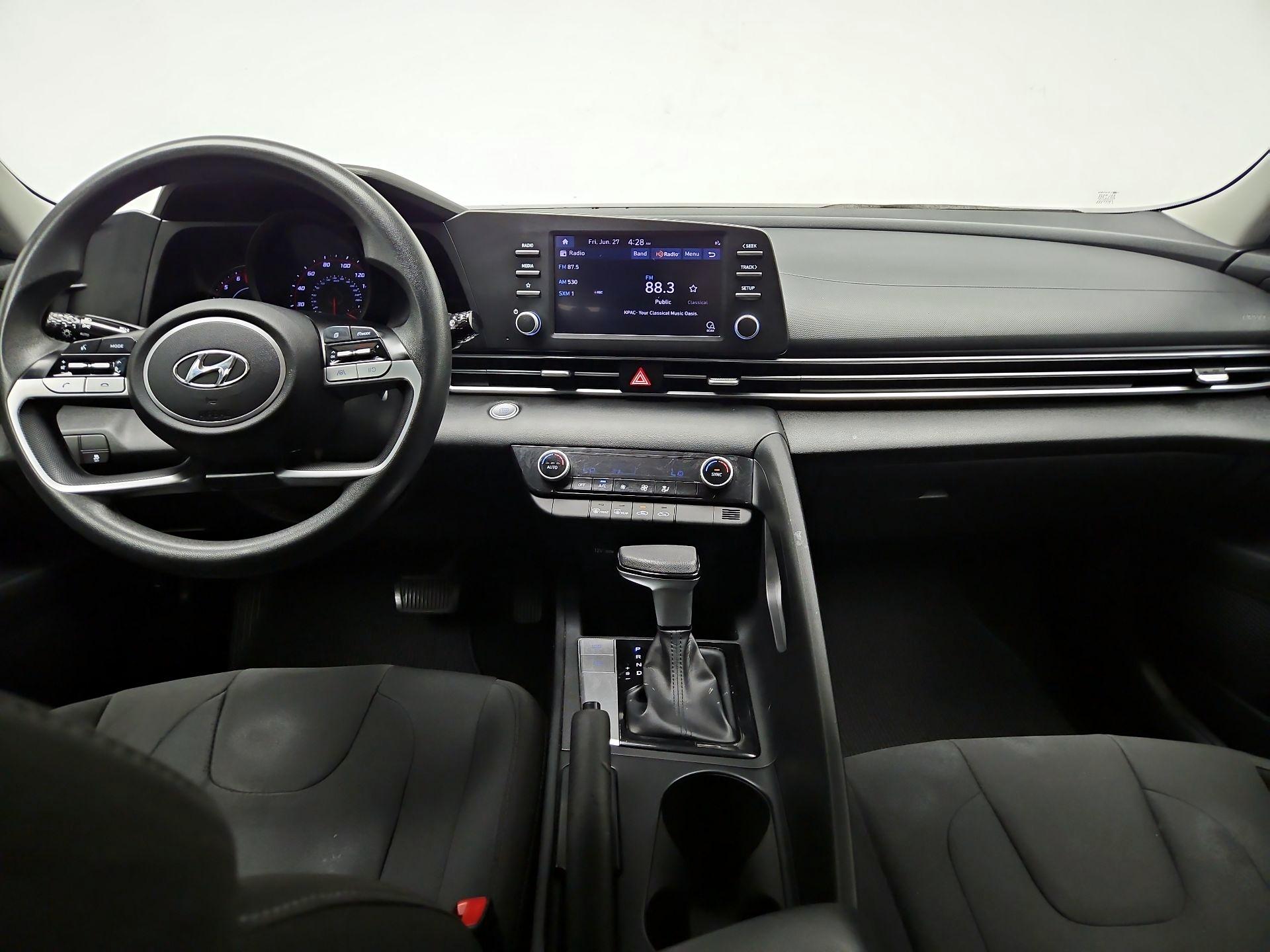 Thumbnail: 2023 Hyundai Elantra - 9