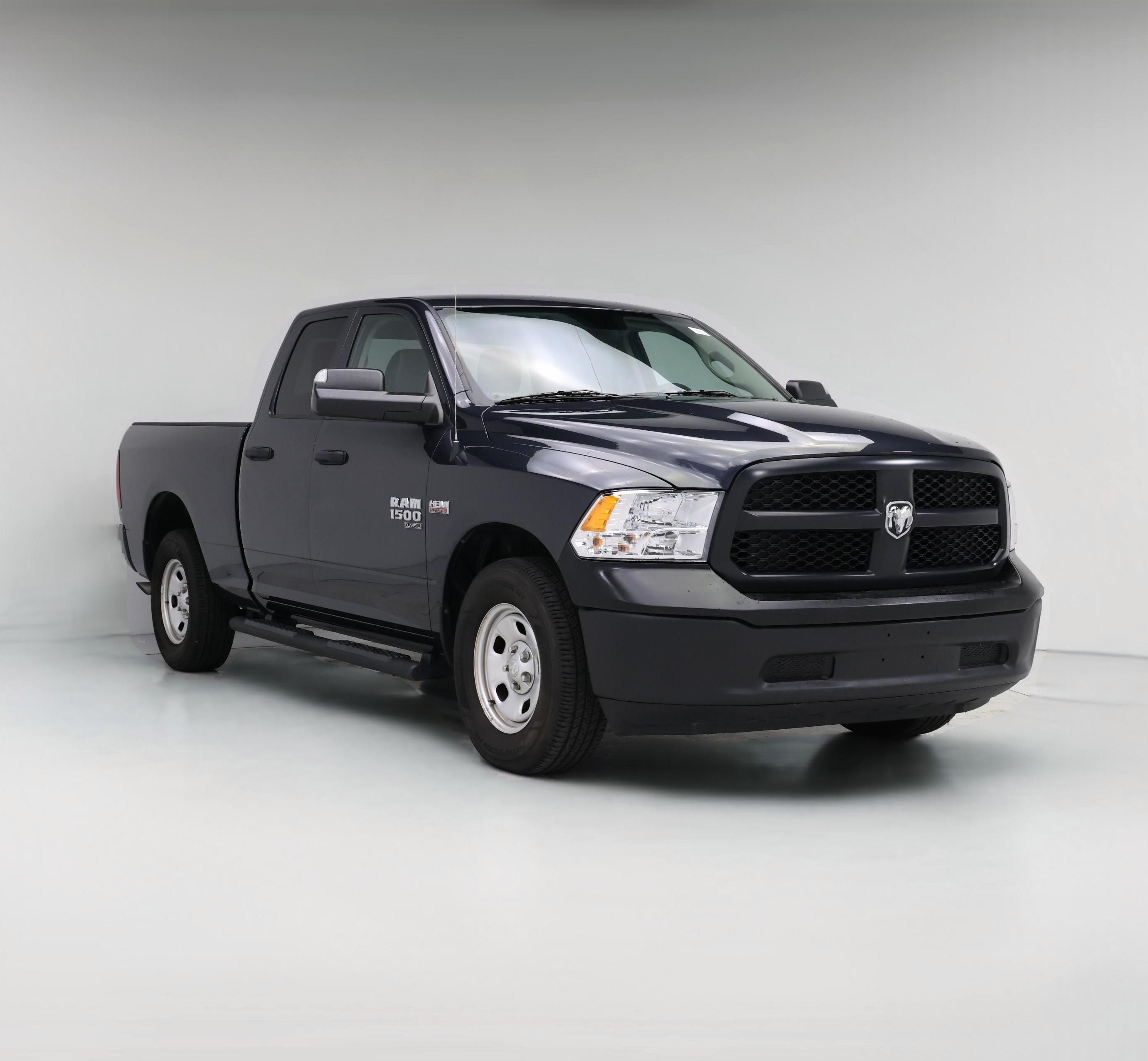 Thumbnail: 2021 RAM 1500 Classic - 1