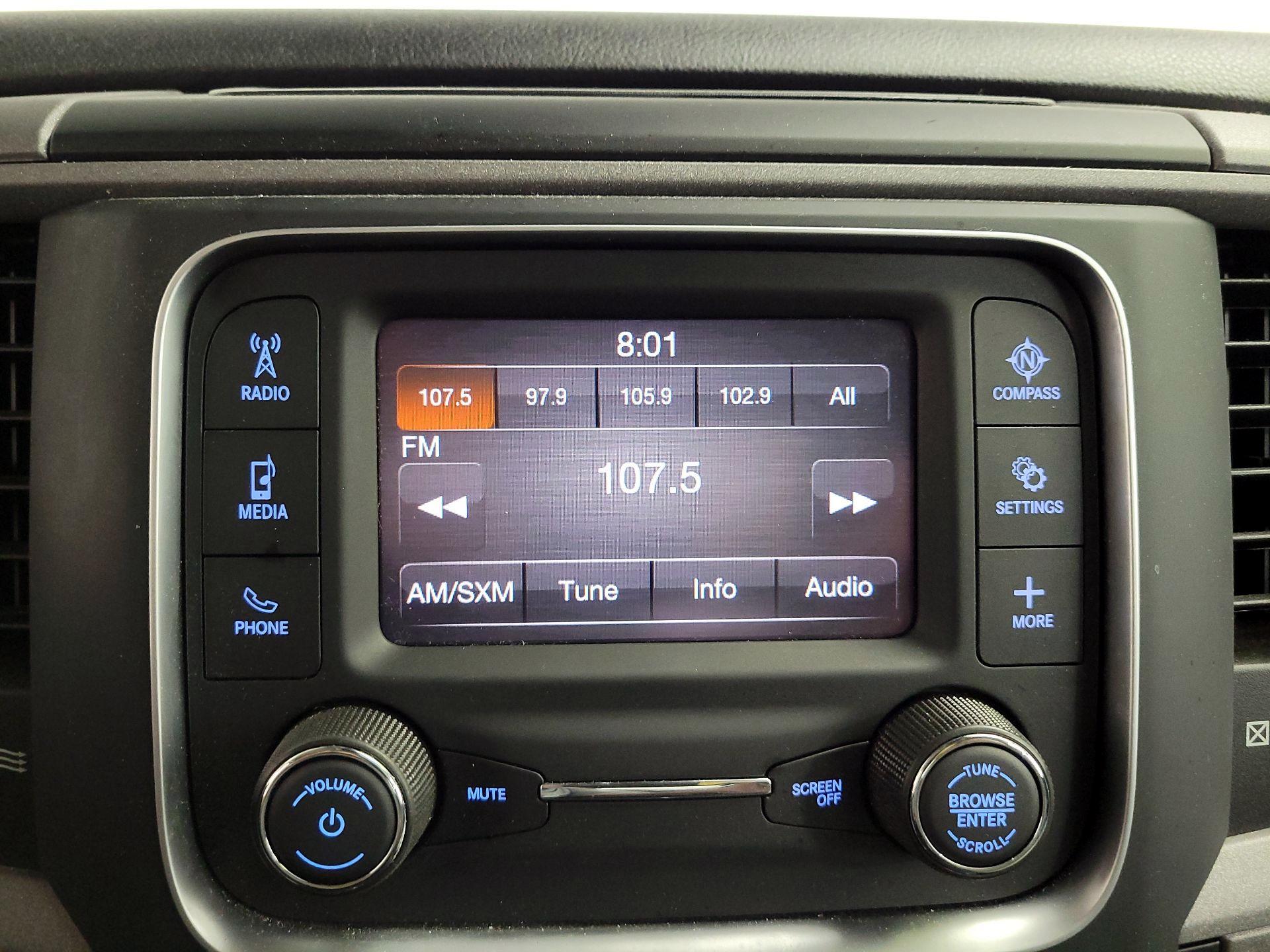 Thumbnail: 2021 RAM 1500 Classic - 15