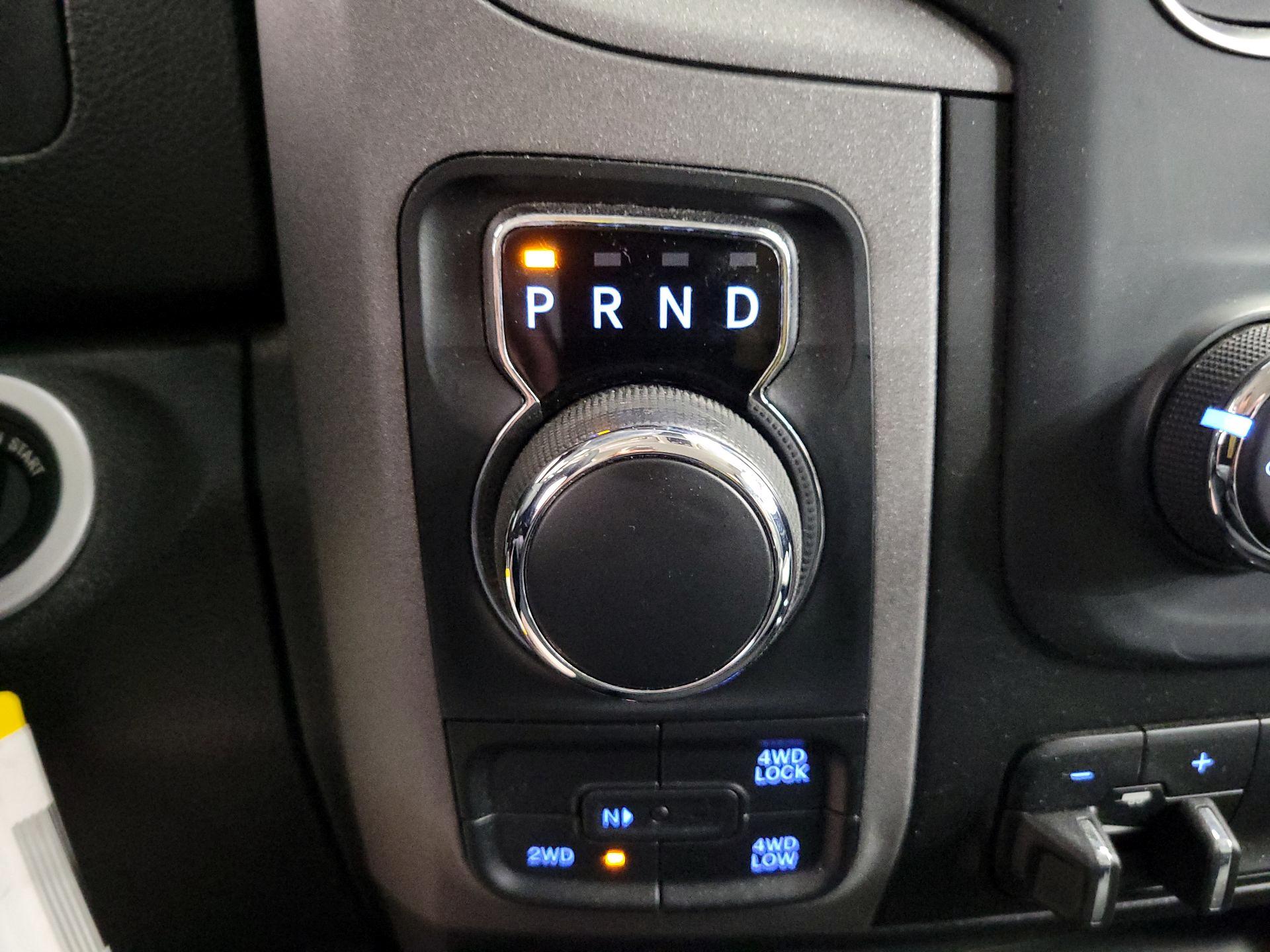 Thumbnail: 2021 RAM 1500 Classic - 17