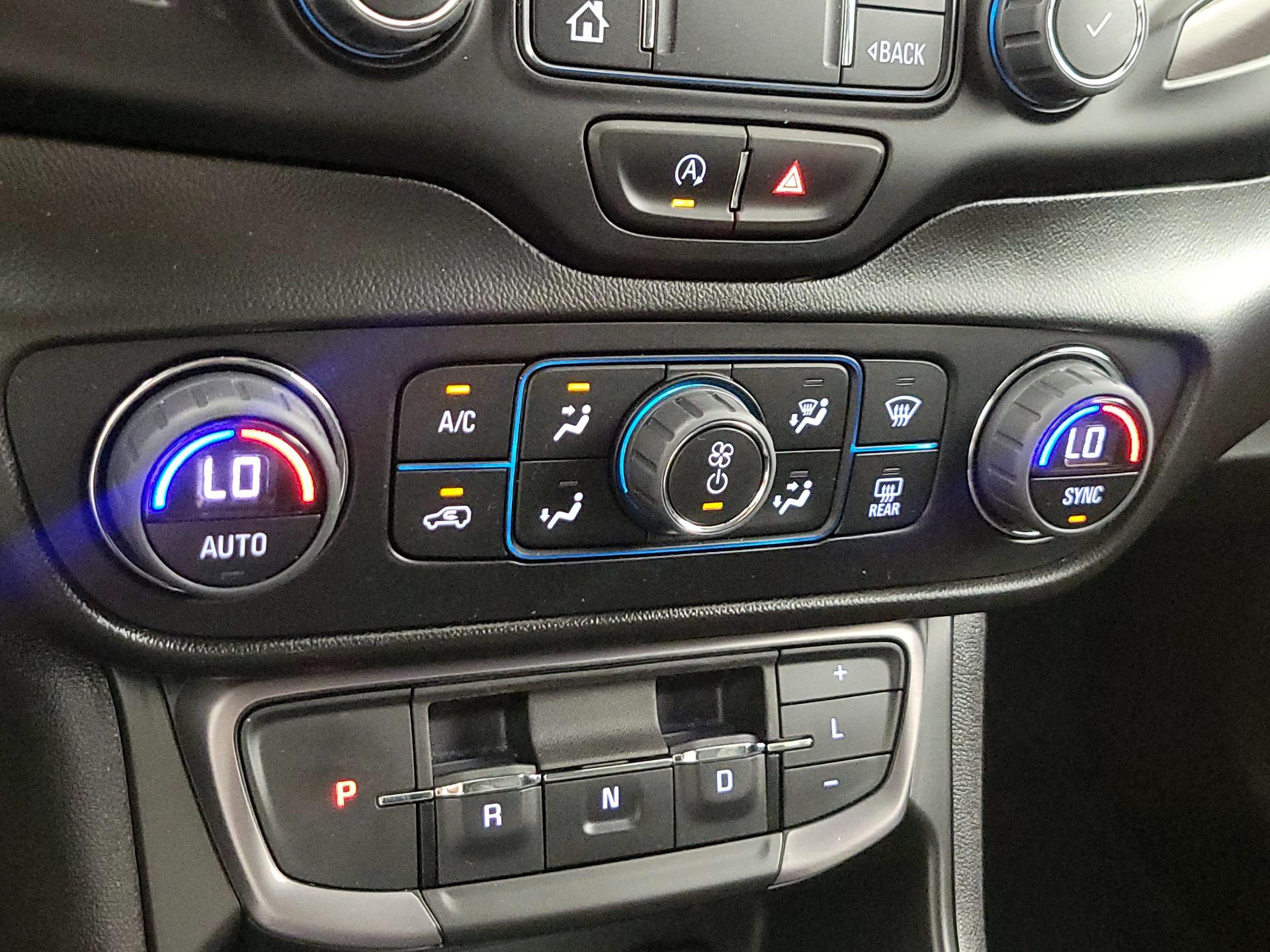 Thumbnail: 2022 GMC Terrain - 16