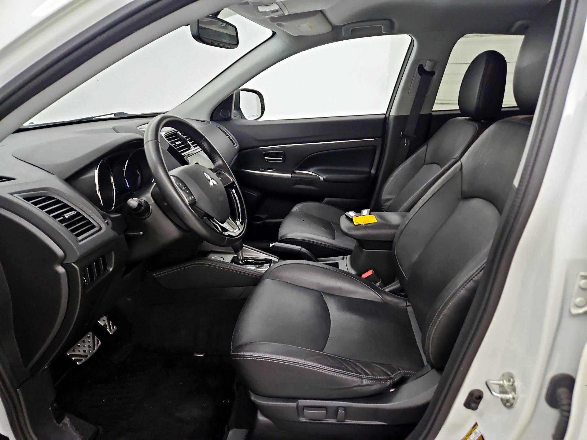 Thumbnail: 2018 Mitsubishi Outlander Sport - 11