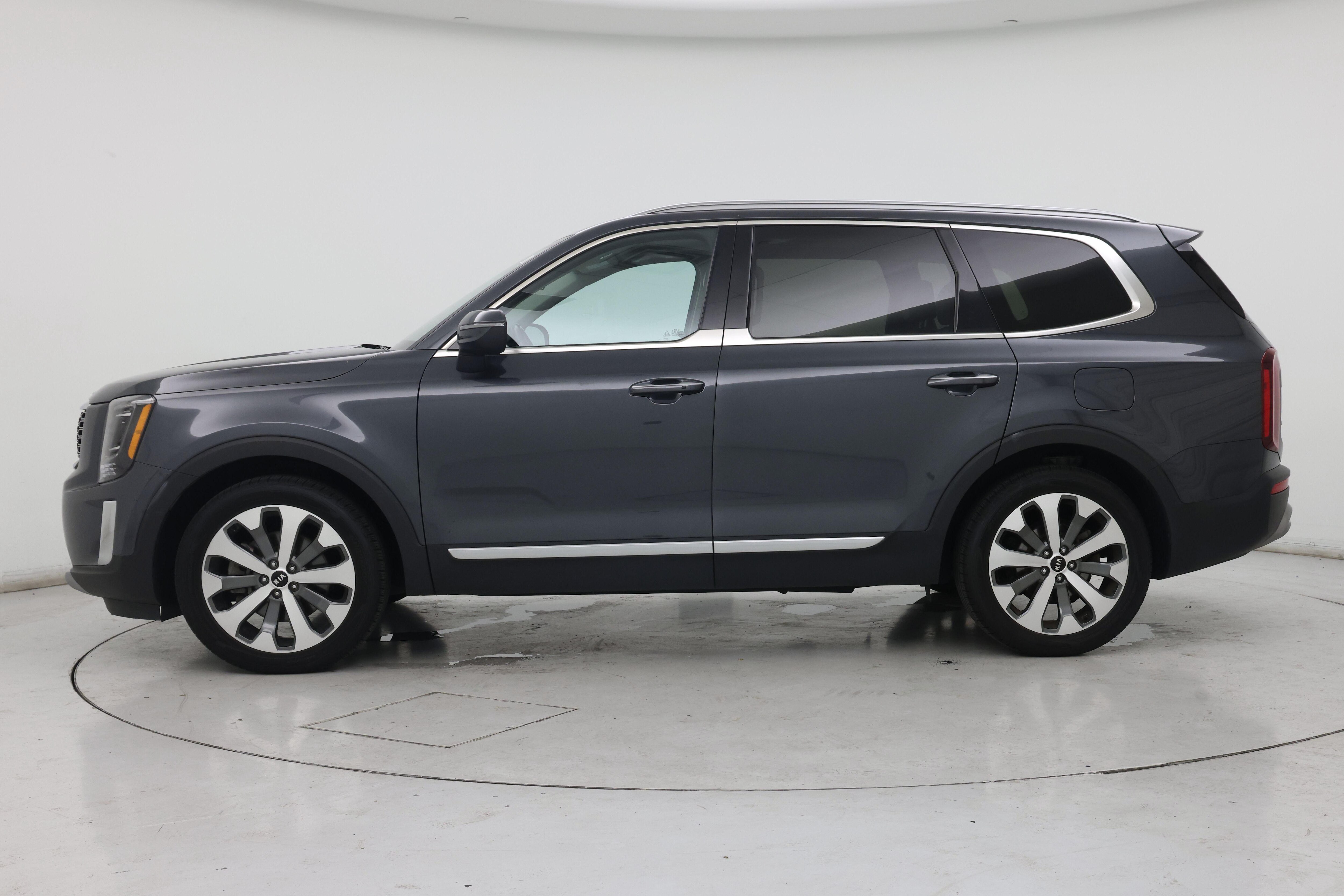 Thumbnail: 2020 Kia Telluride - 3