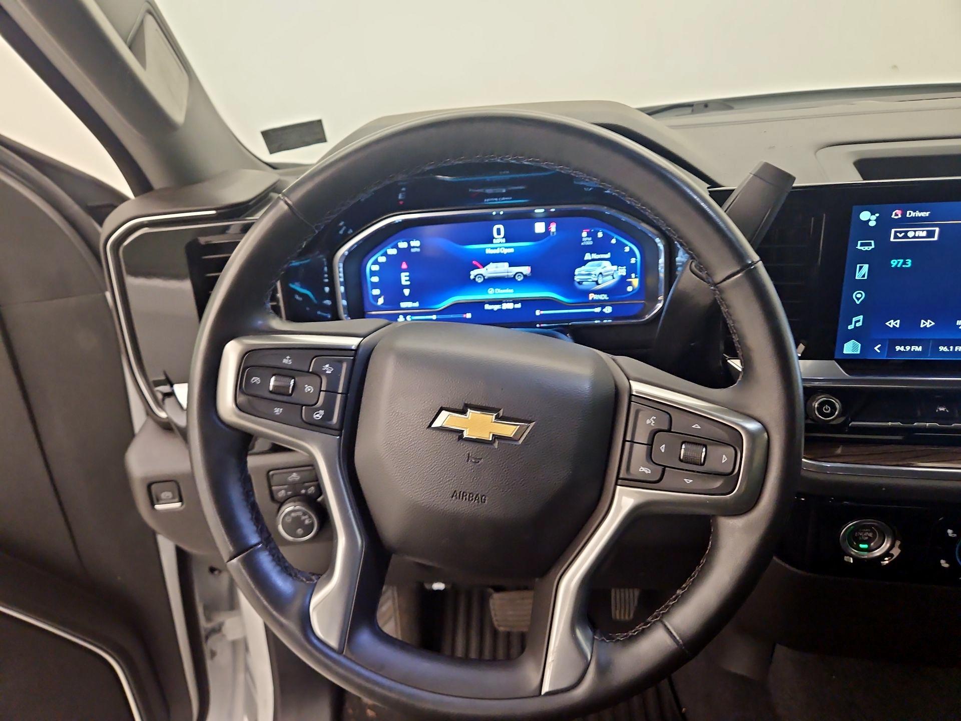 Thumbnail: 2023 Chevrolet Silverado 1500 - 10