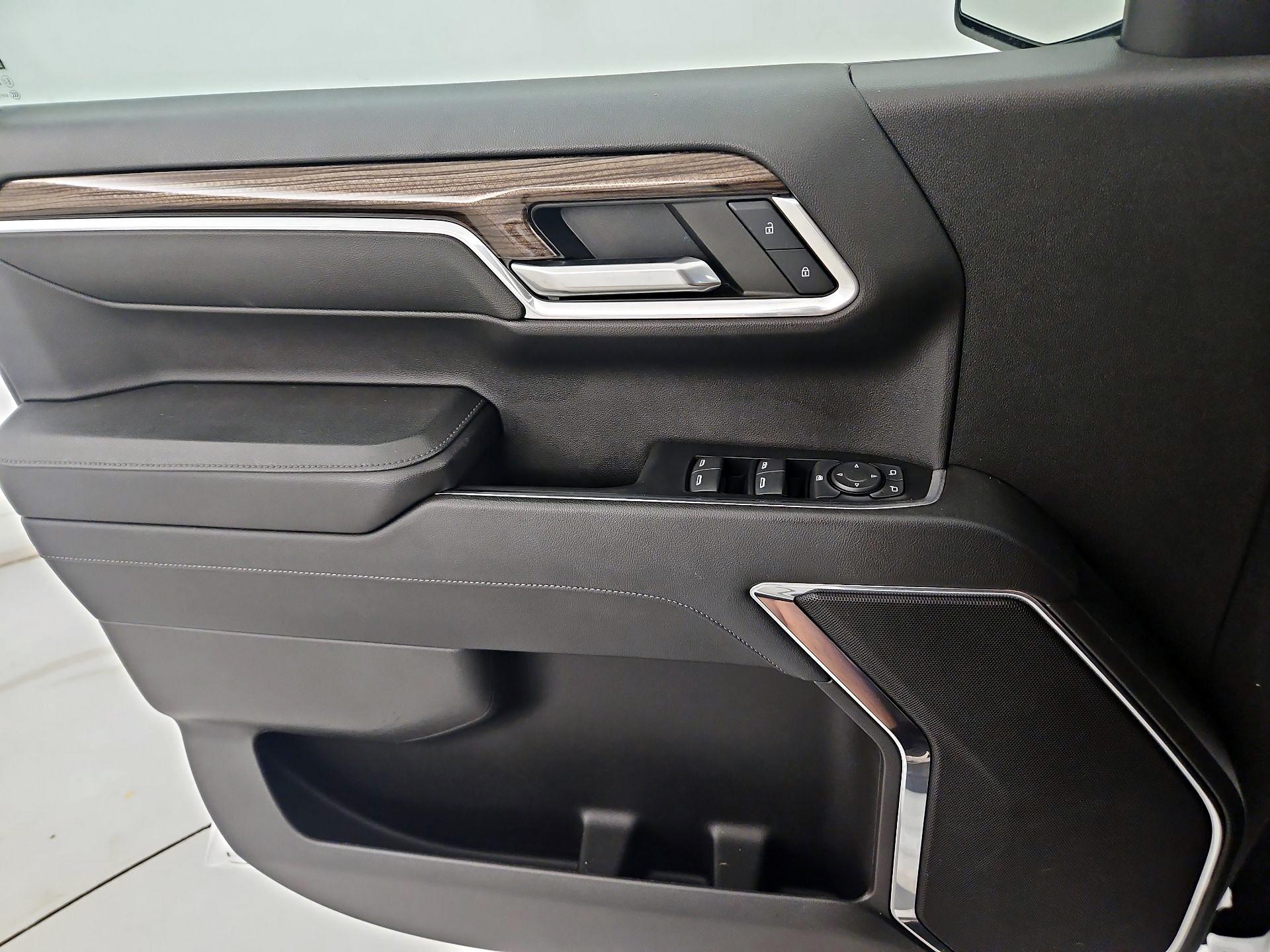 Thumbnail: 2023 Chevrolet Silverado 1500 - 12
