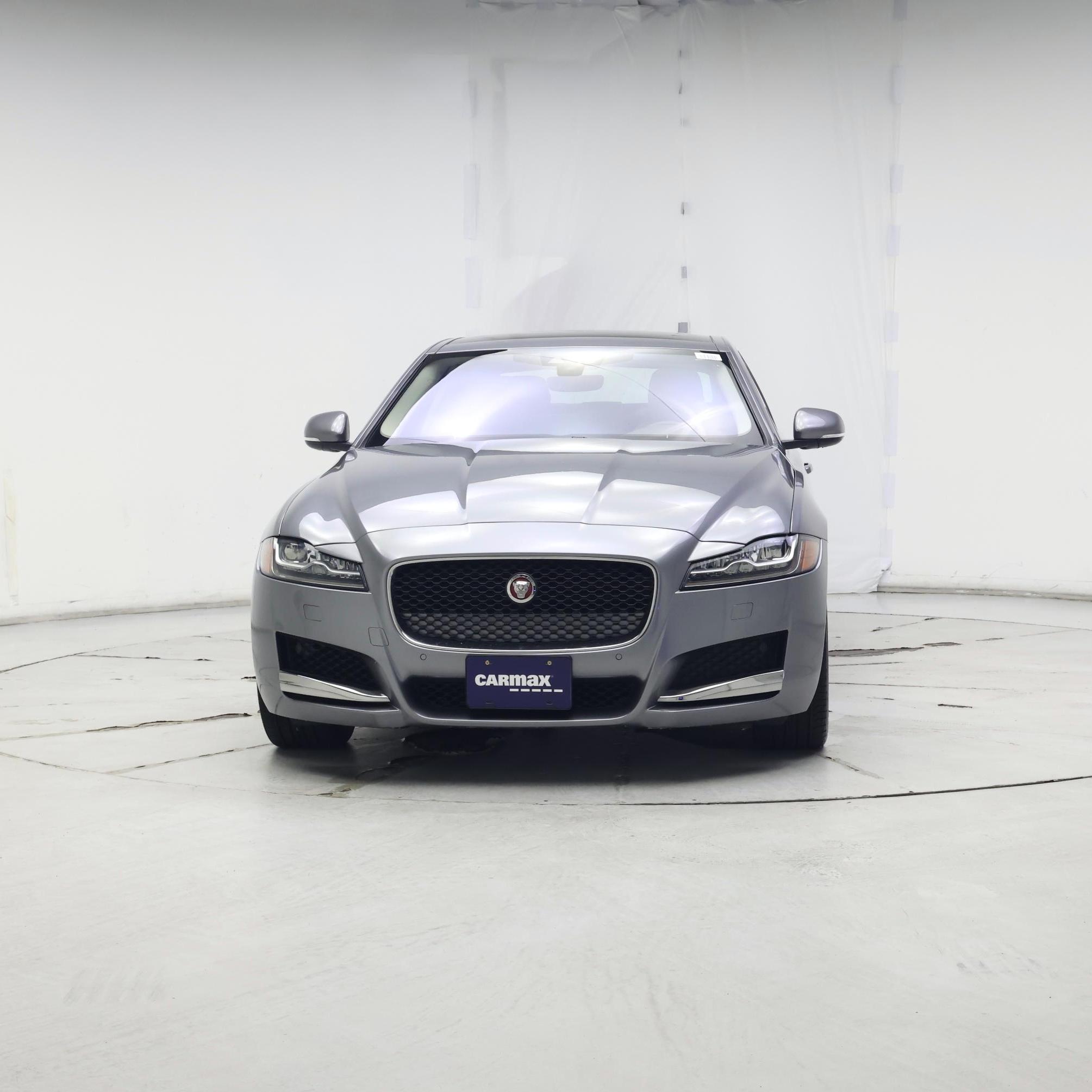 Thumbnail: 2020 Jaguar XF - 5